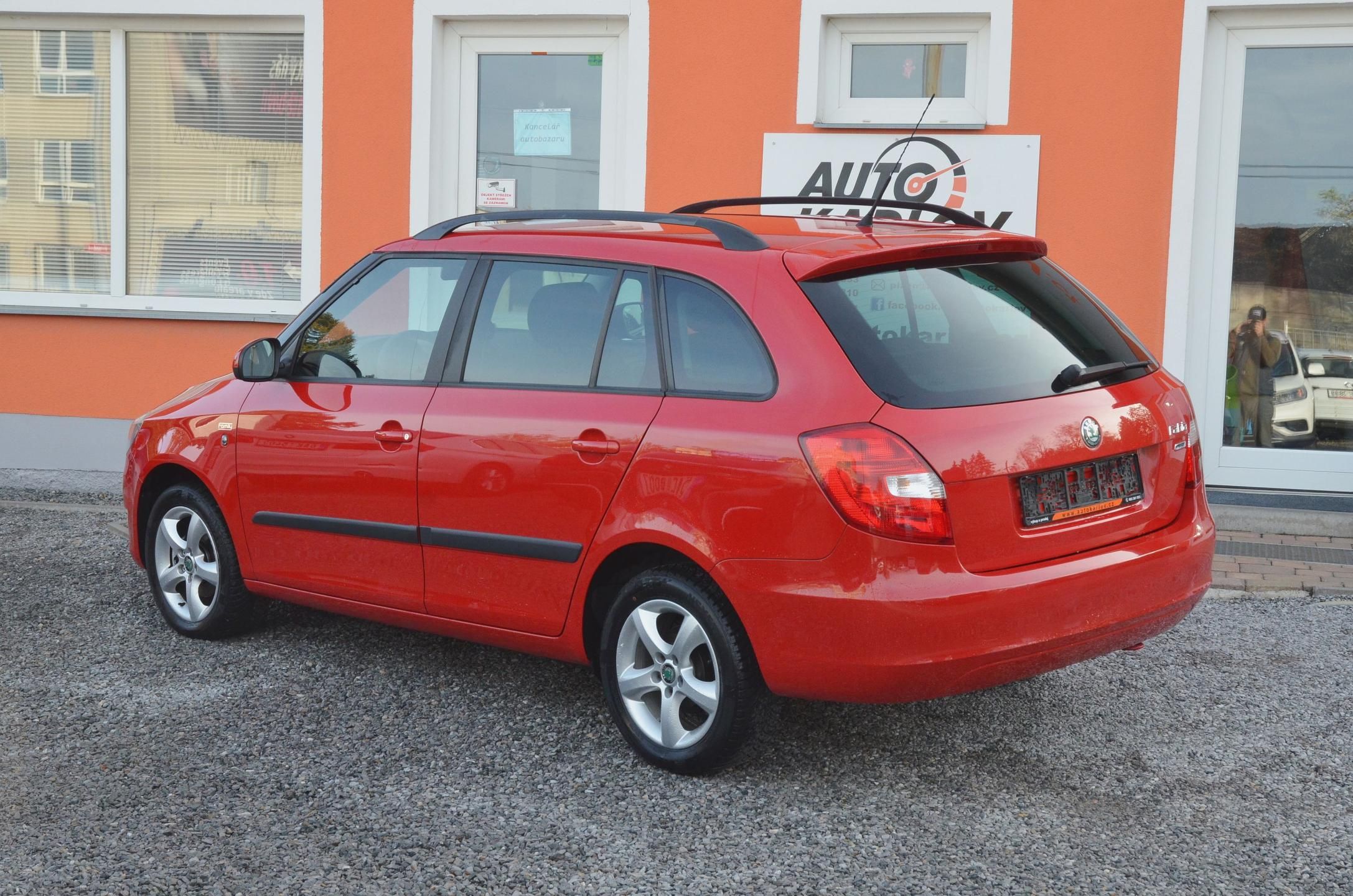 Škoda Fabia, 1.2 TSi 63kW AMBITION / ALU - fotka 4