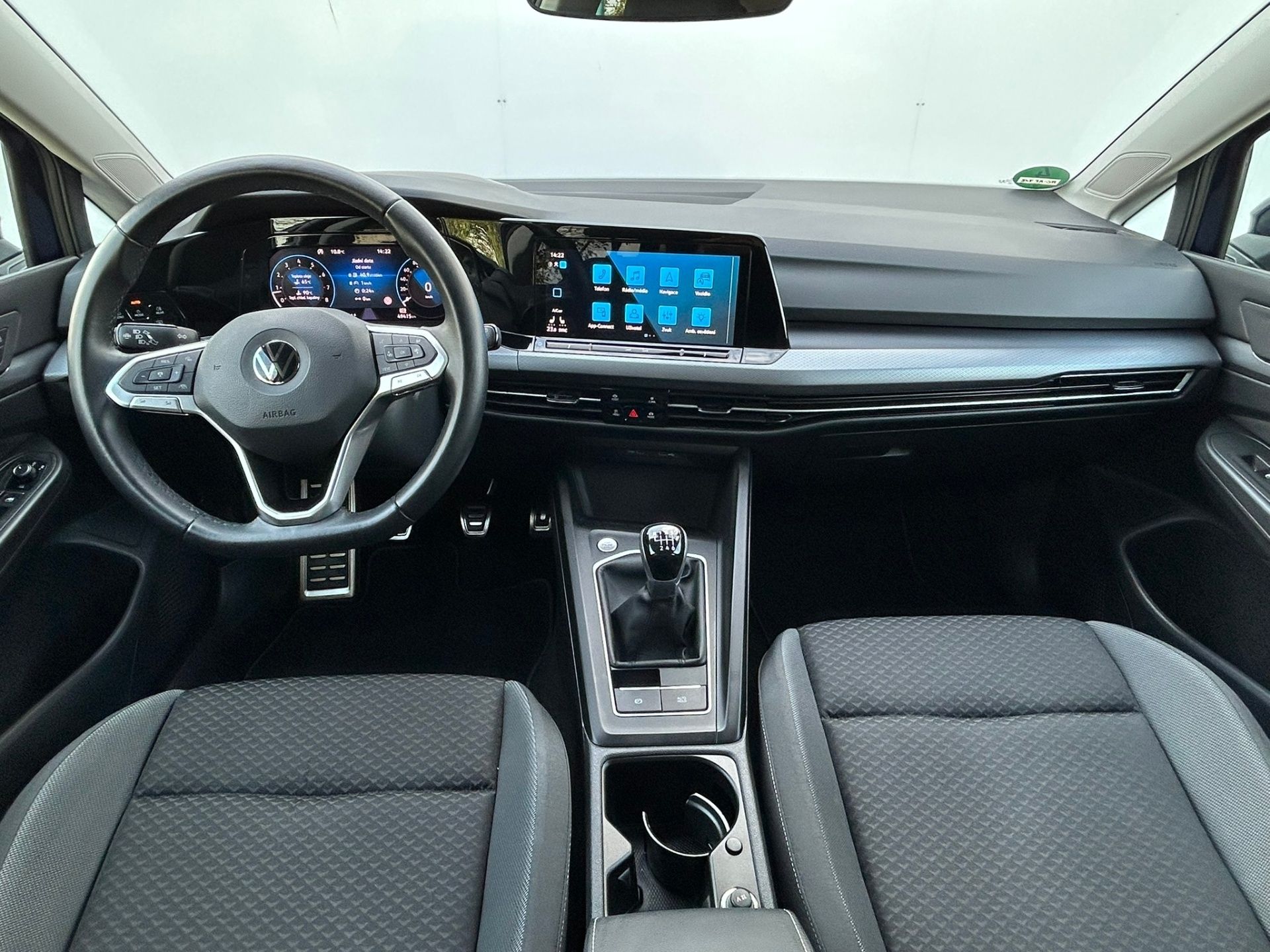 Volkswagen Golf, 1.5 TSI 110 kW Webasto  Záruka - fotka 5