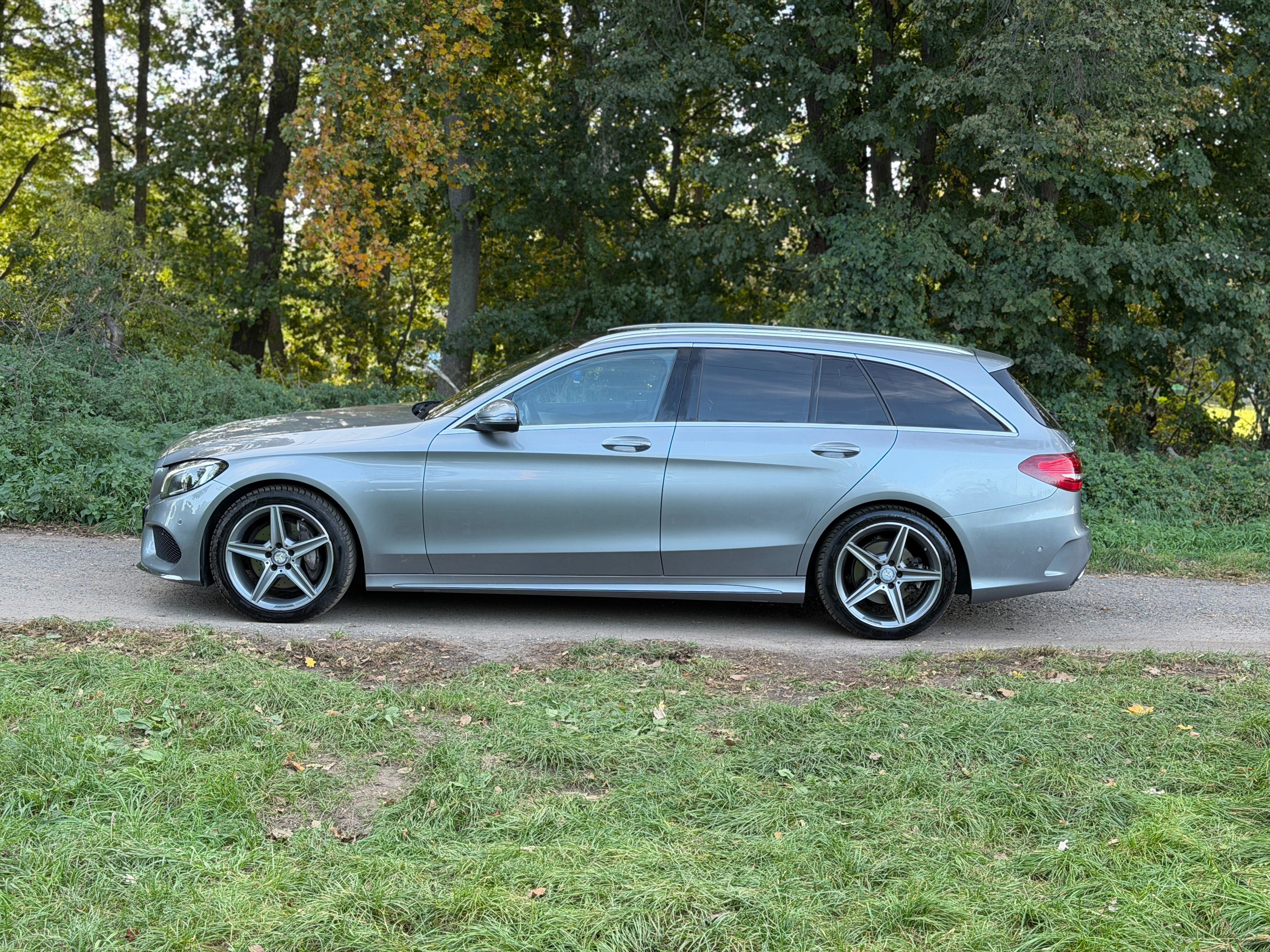 Mercedes-Benz Třídy C, 2,2 CDI 125 KW AMG - fotka 2