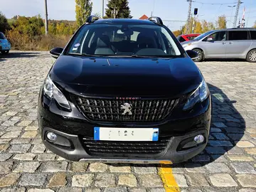 Peugeot 2008, 1.2e-THP GT Line Automat,tažné