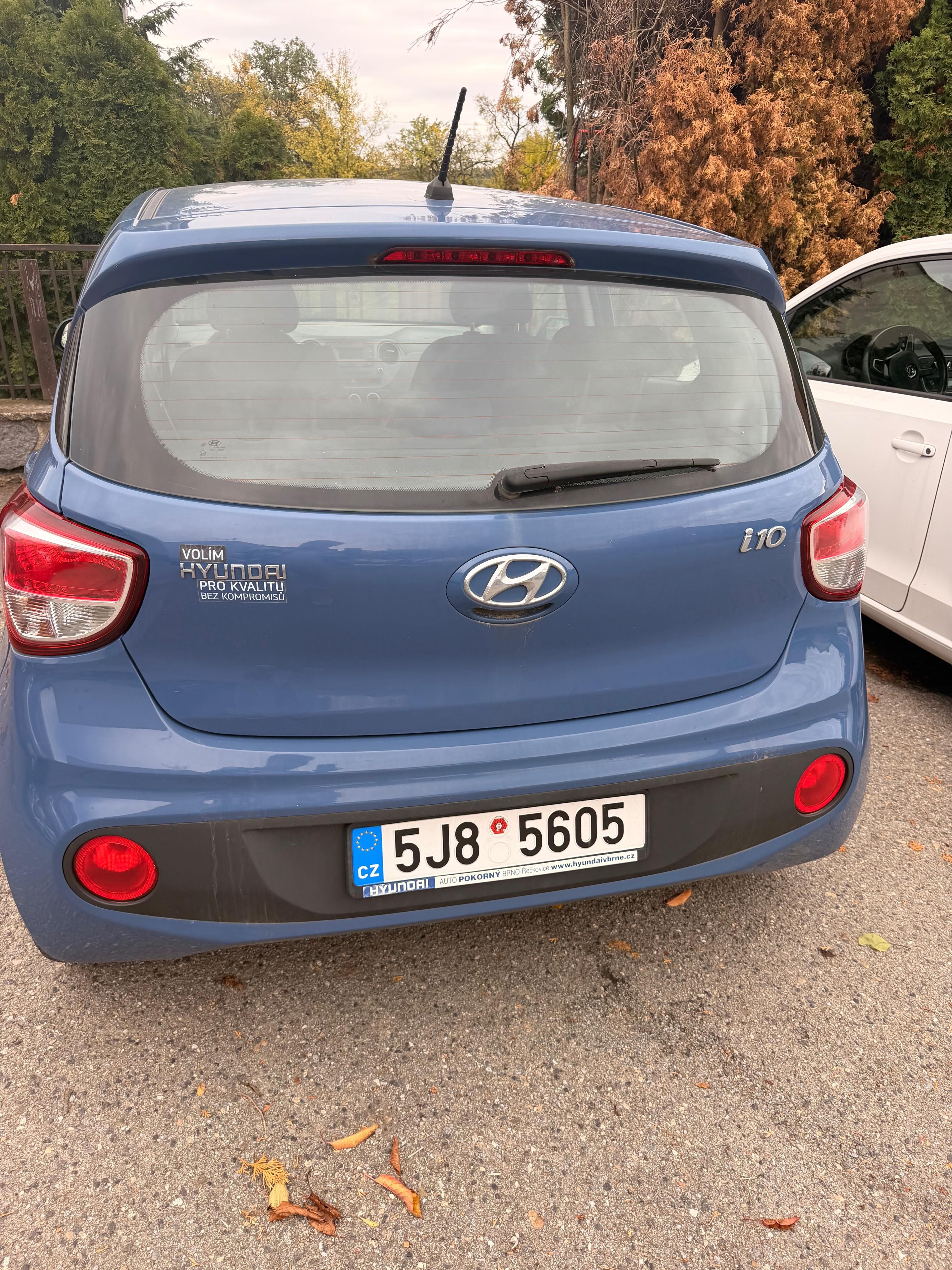Hyundai i10, Auto na náhradní díly - fotka 6