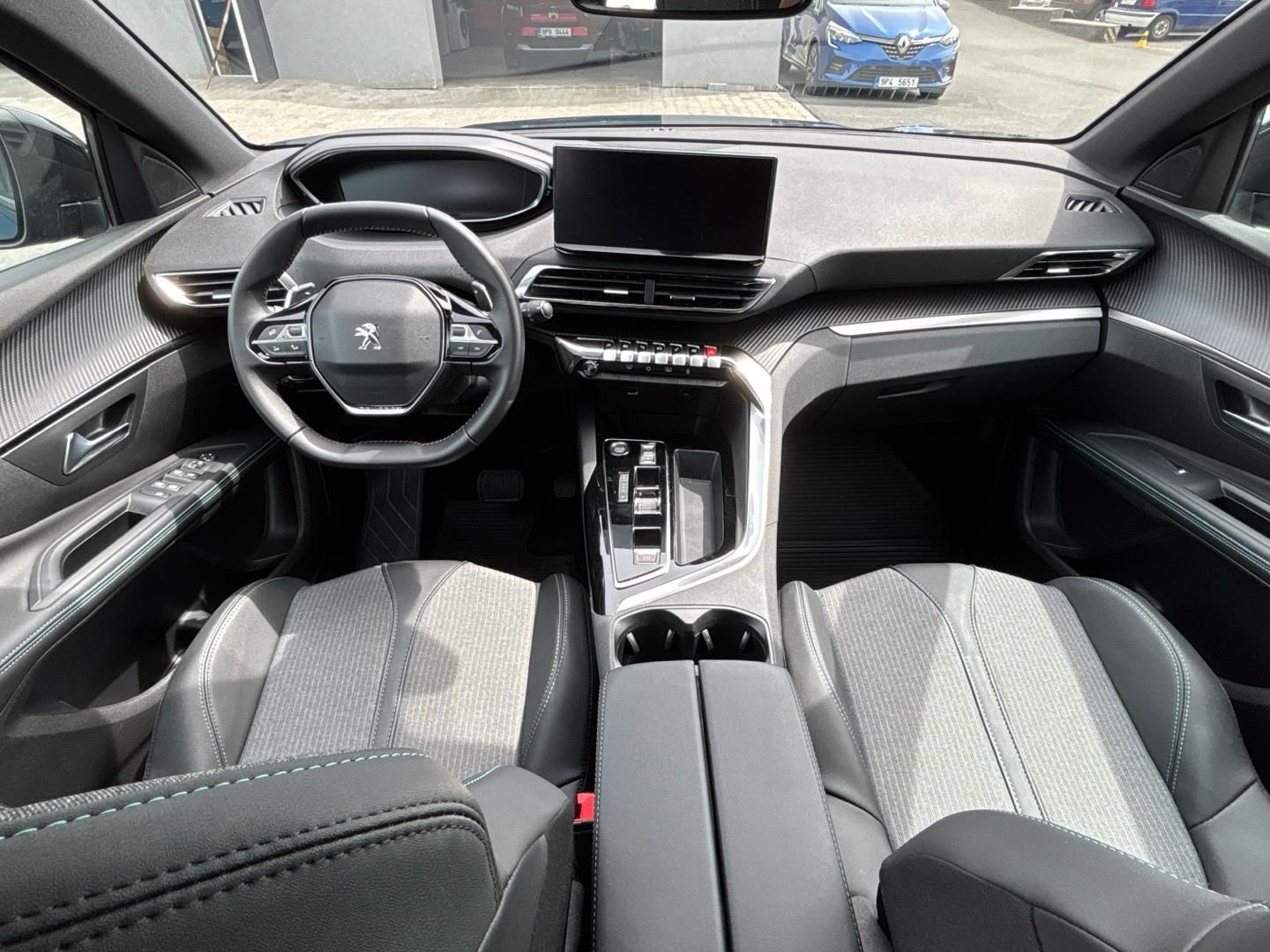 Peugeot 5008, 1.5 BlueHDi / 96 kW Allure Pac - fotka 5