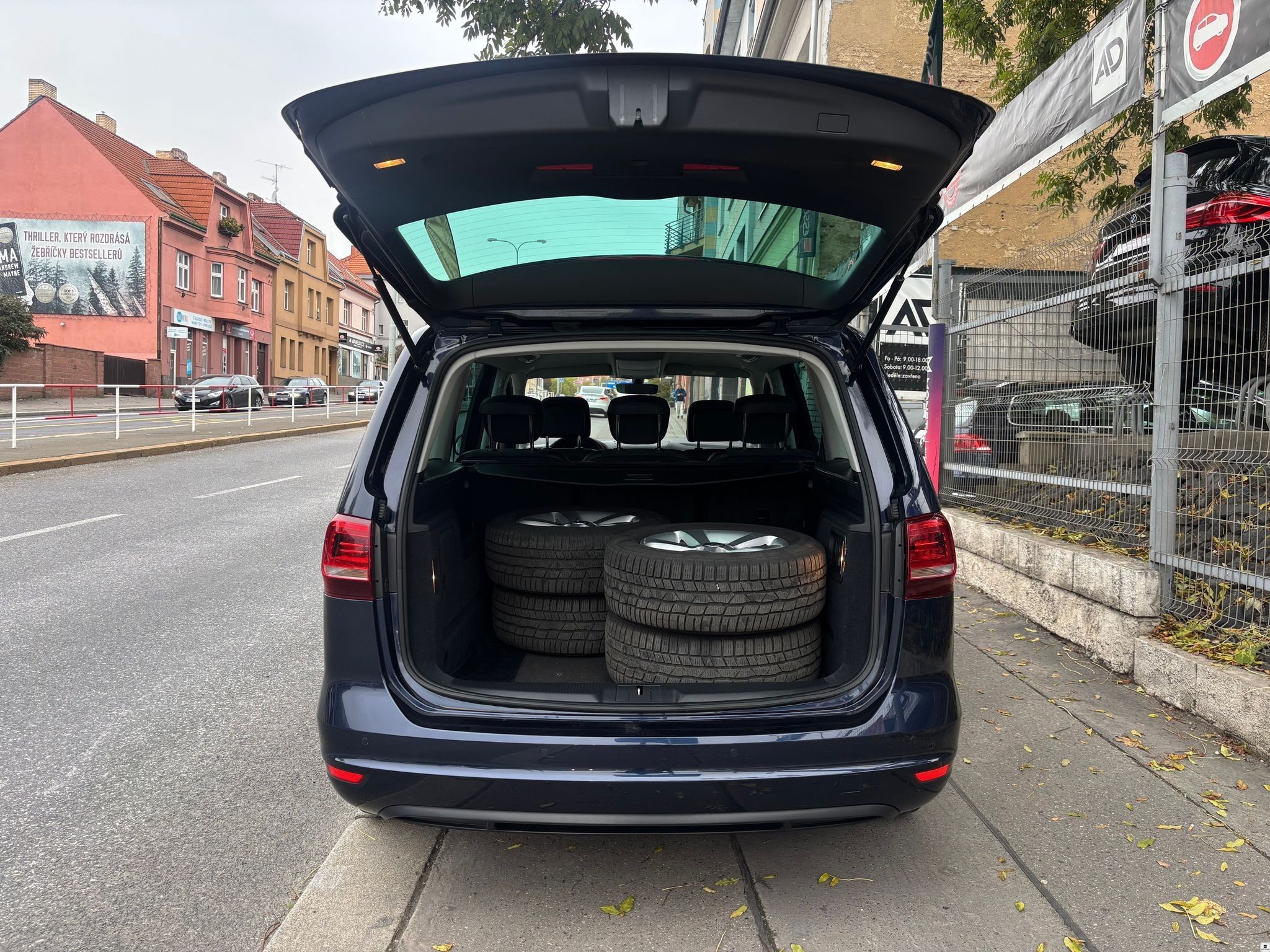 Volkswagen Sharan, 2.0TDi/135kW/2017/DSG/Highline - fotka 5