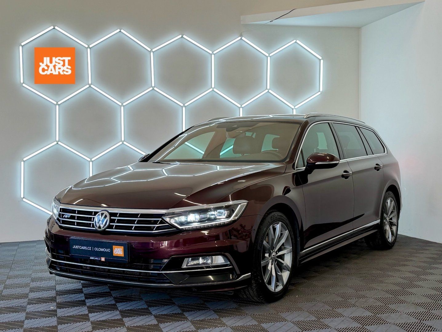 Volkswagen Passat Variant, 2.0 TDI 140kW R-LINE/FULL LED