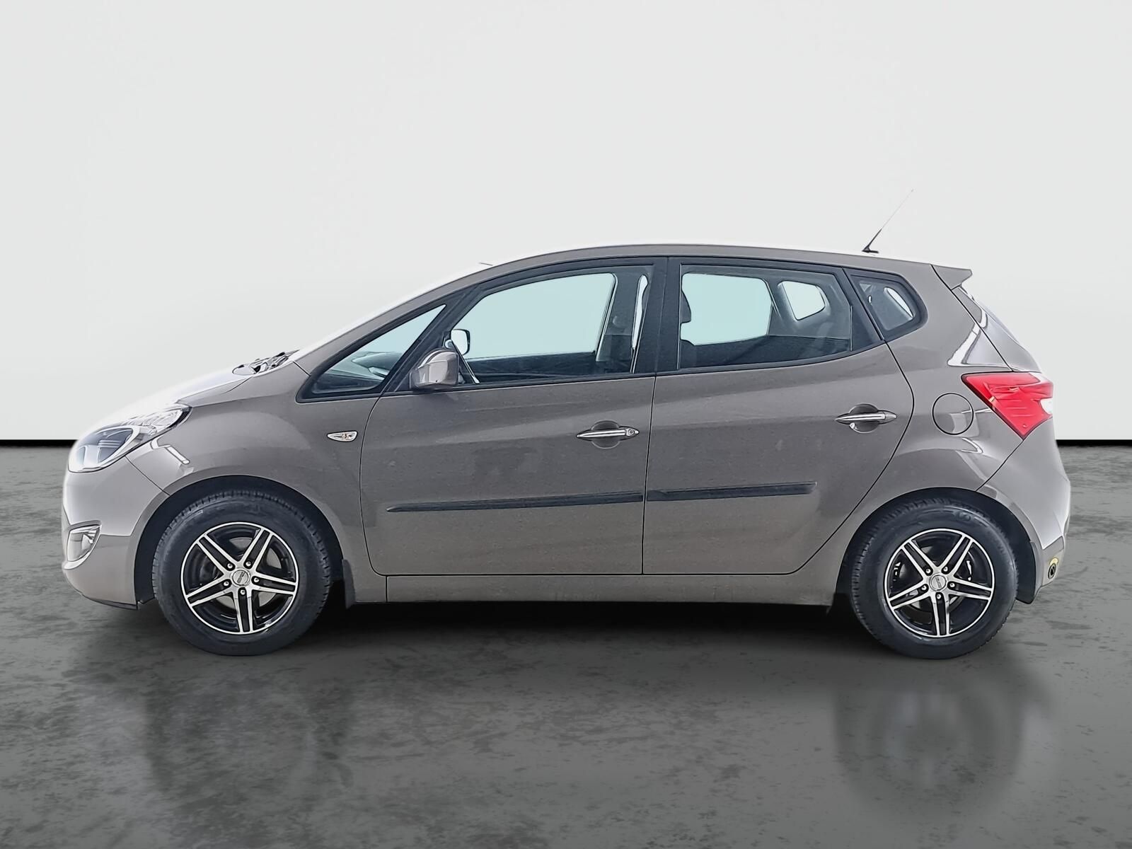 Hyundai ix20, 1.4 CVVT, LPG - fotka 3
