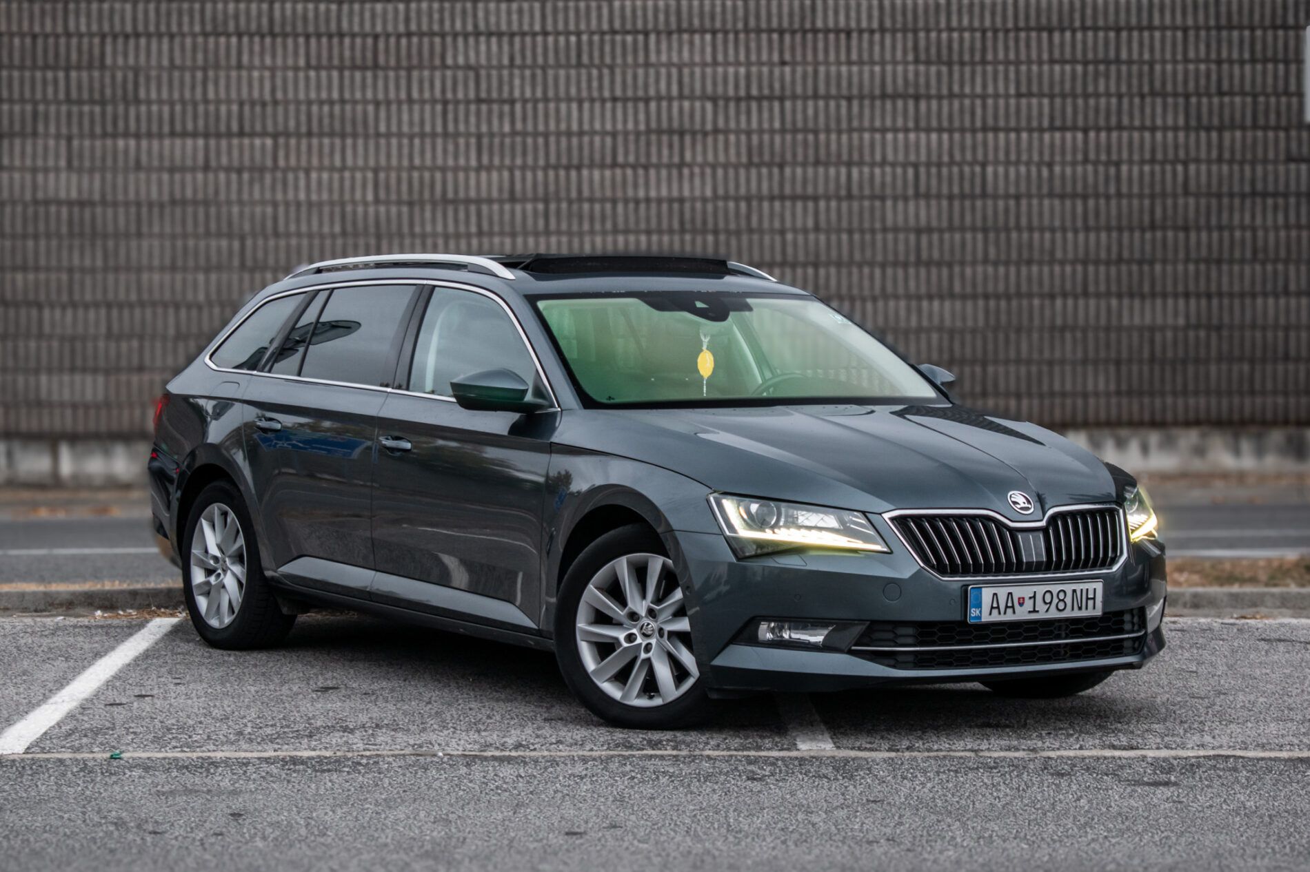 Škoda Superb - fotka 3