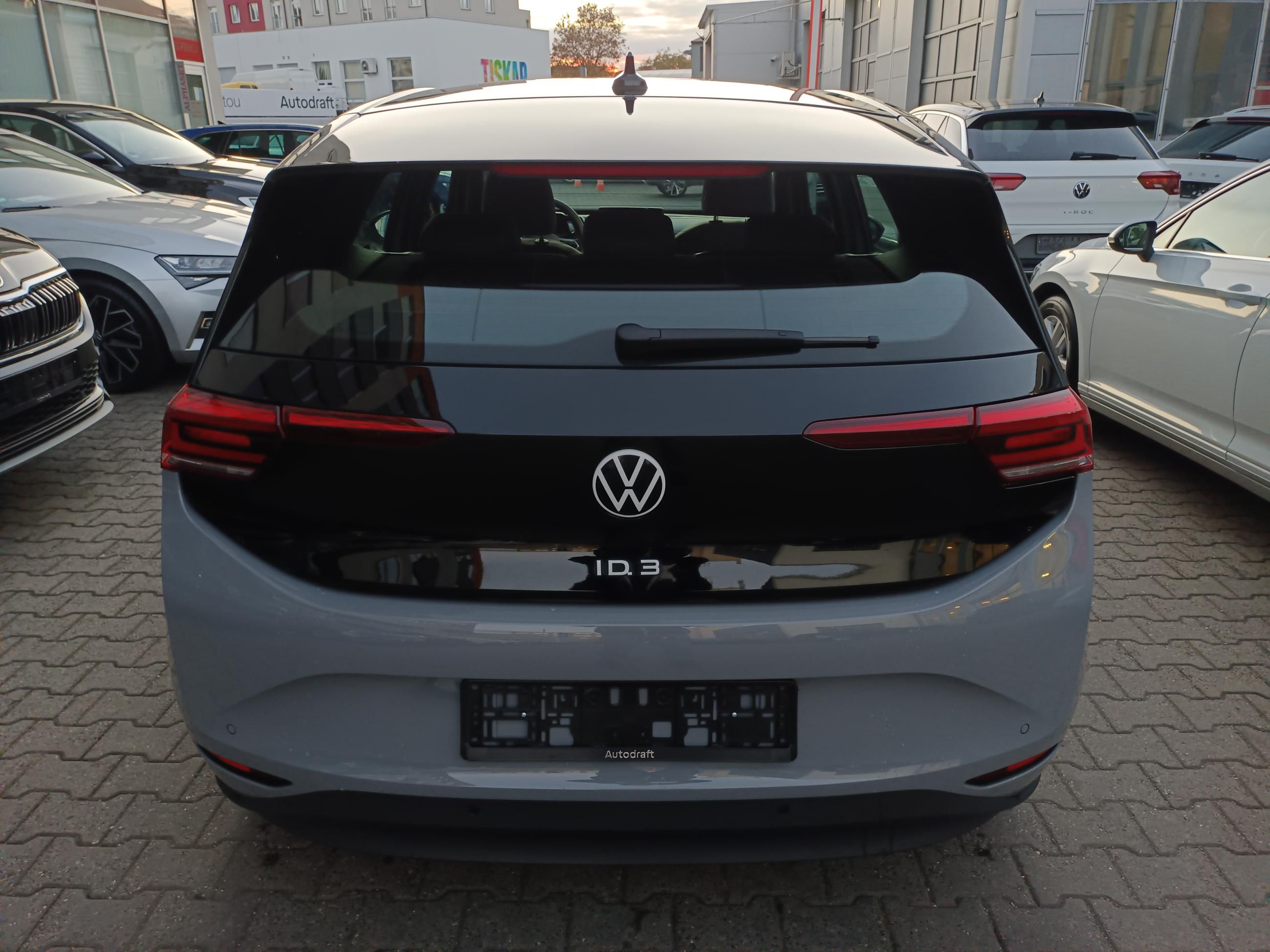Volkswagen ID.3, Pro 107kW 62 kWh / 2 sady kol - fotka 6