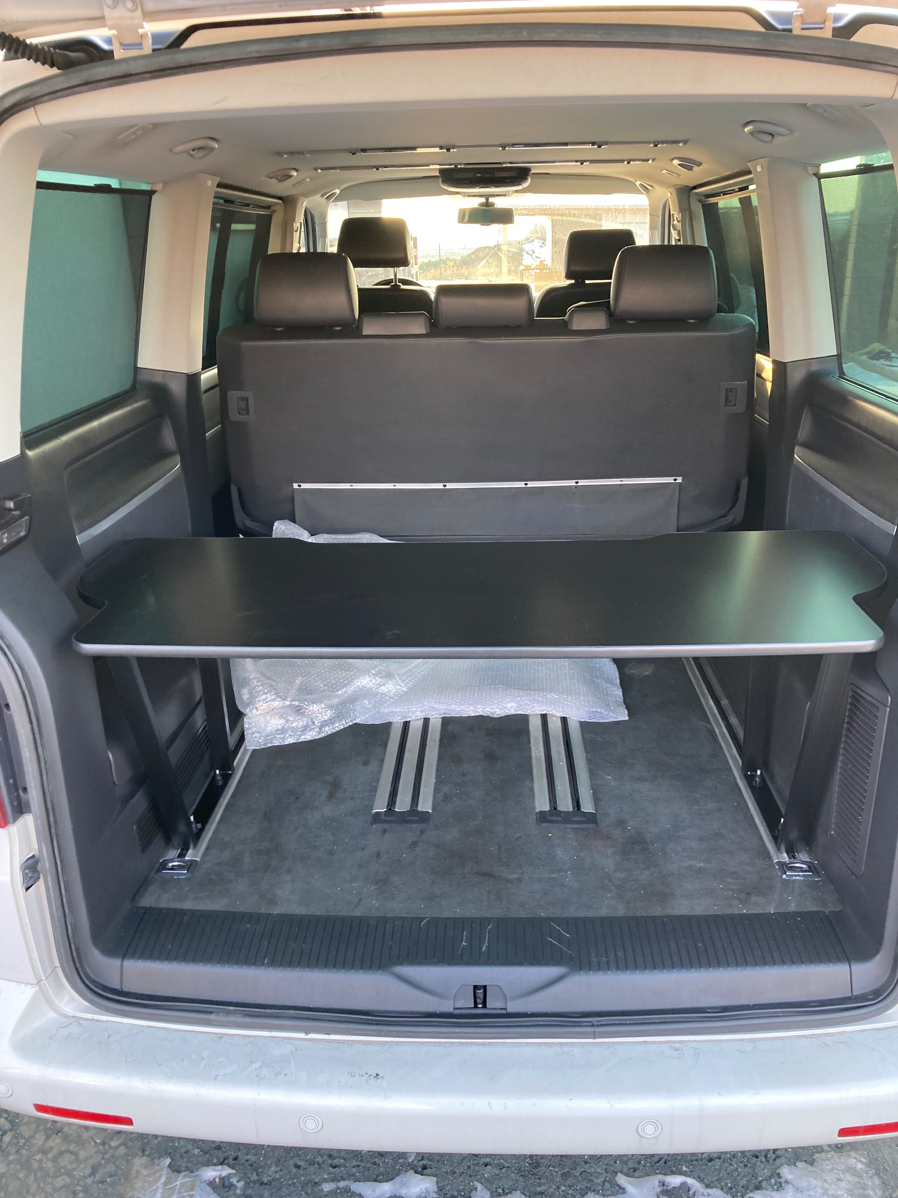 Volkswagen Multivan, Se spací vestavbou - fotka 6