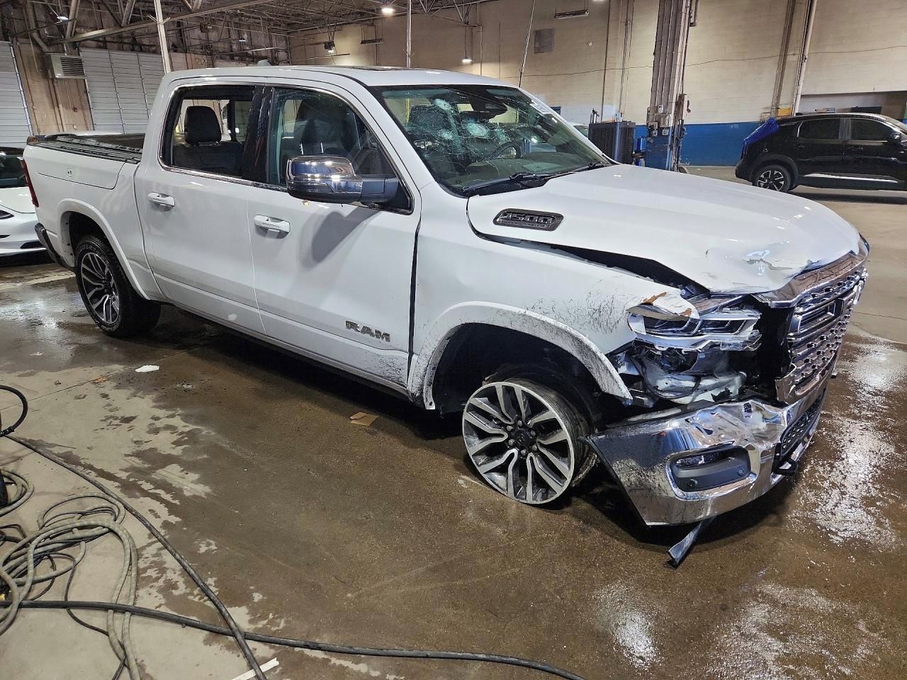 RAM 1500, Auto na cestě - fotka 2