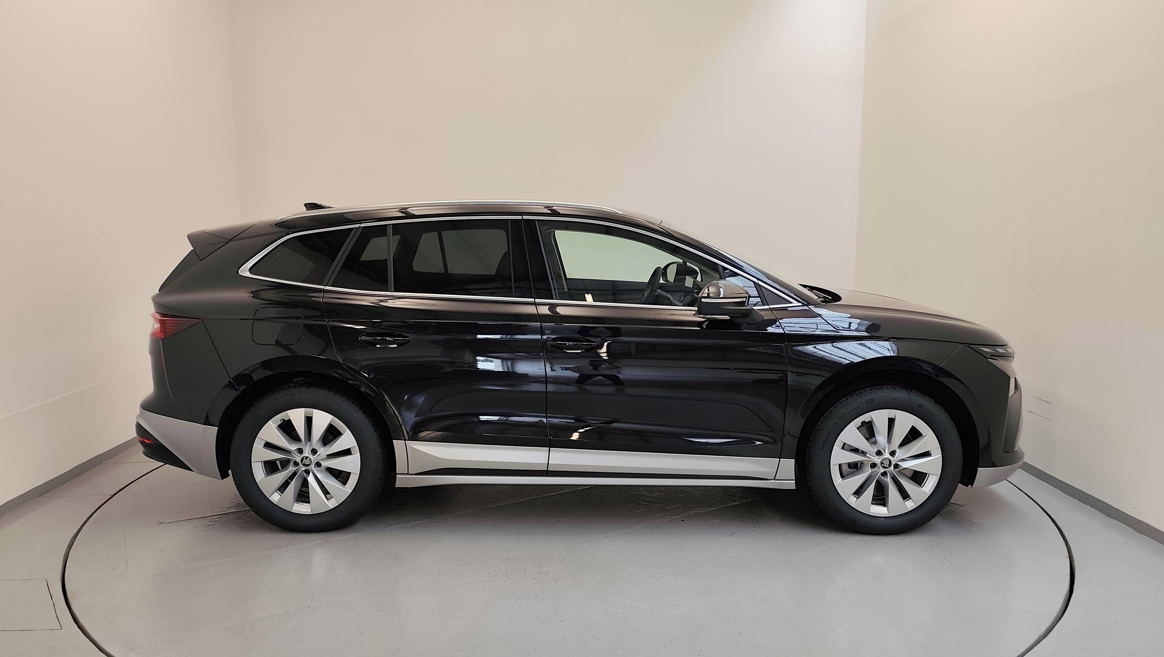 Škoda Enyaq, Selection 82 kWh 210 kW (2027) - fotka 5