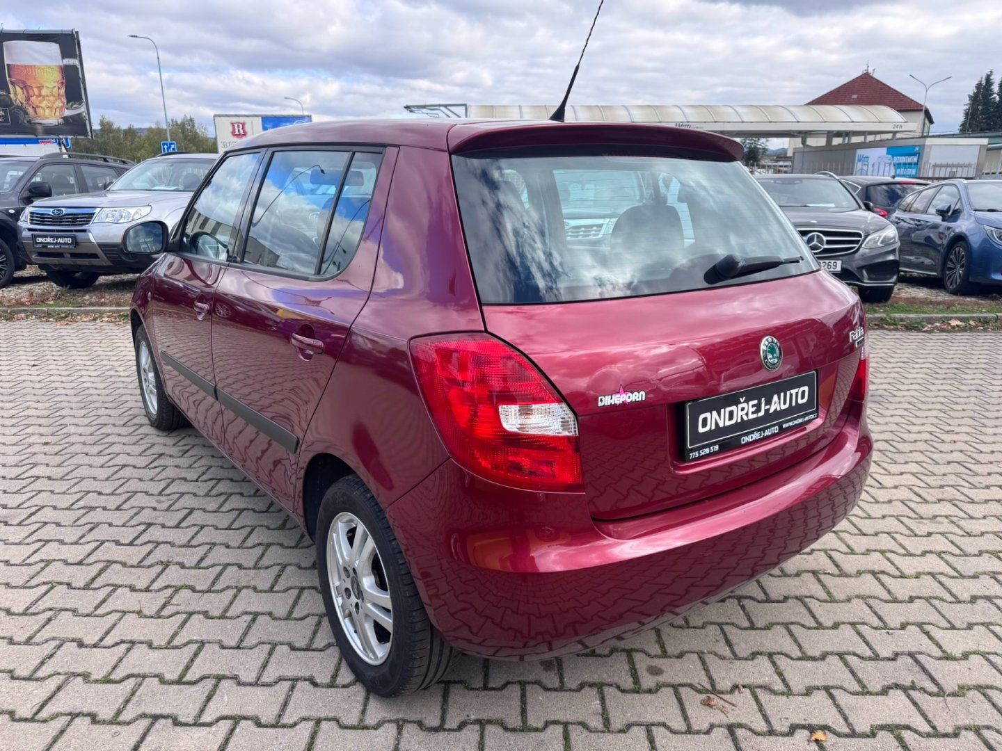 Škoda Fabia, 1,2 HTP 44 KW KILOMETRY - fotka 3