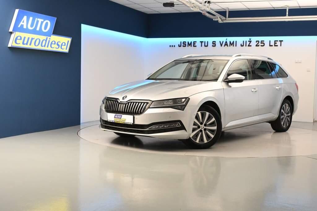 Škoda Superb, 2.0 STYLE DSG LED Matrix ACC V - fotka 2