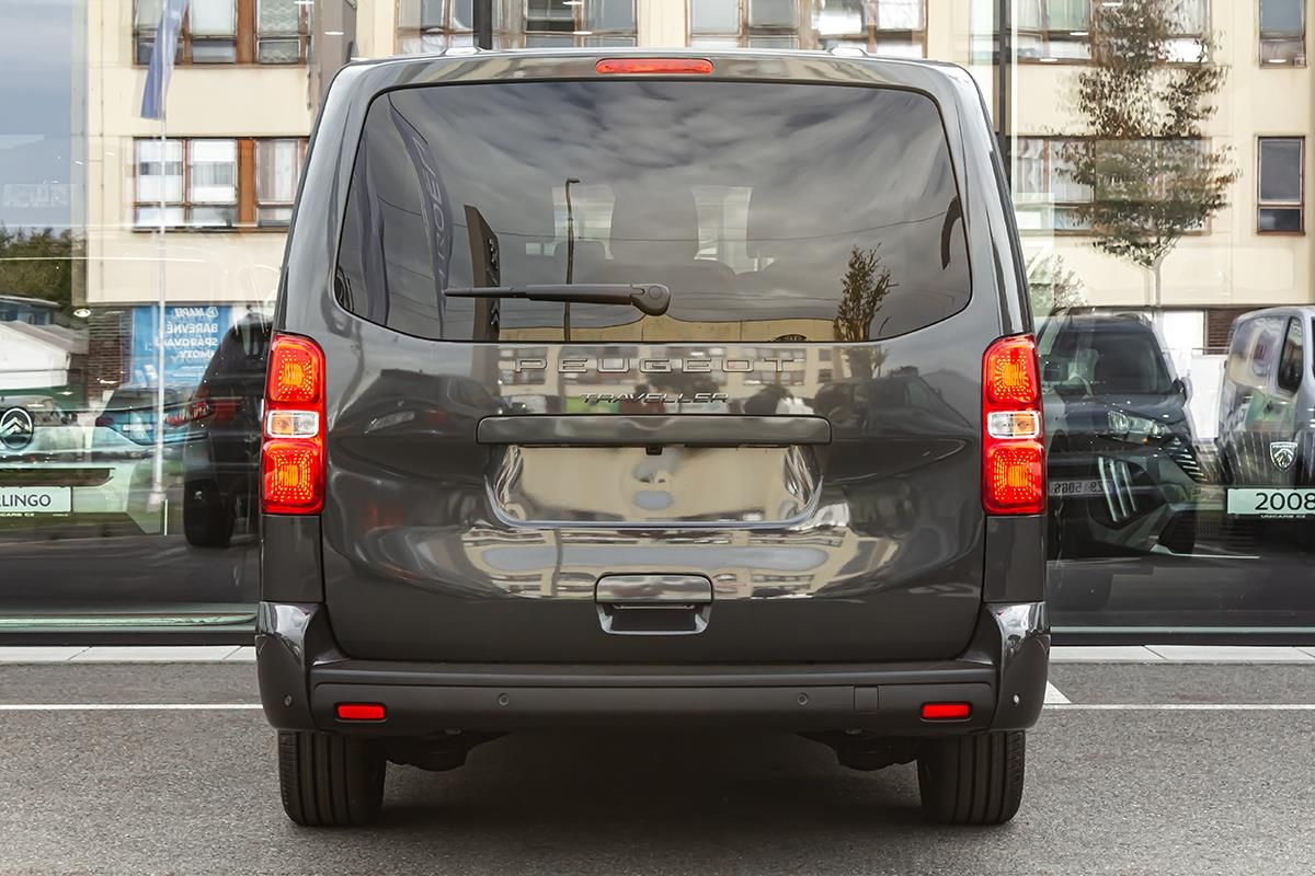 Peugeot Traveller, 2,2 Allure BlueHDi Long 180 S& - fotka 6