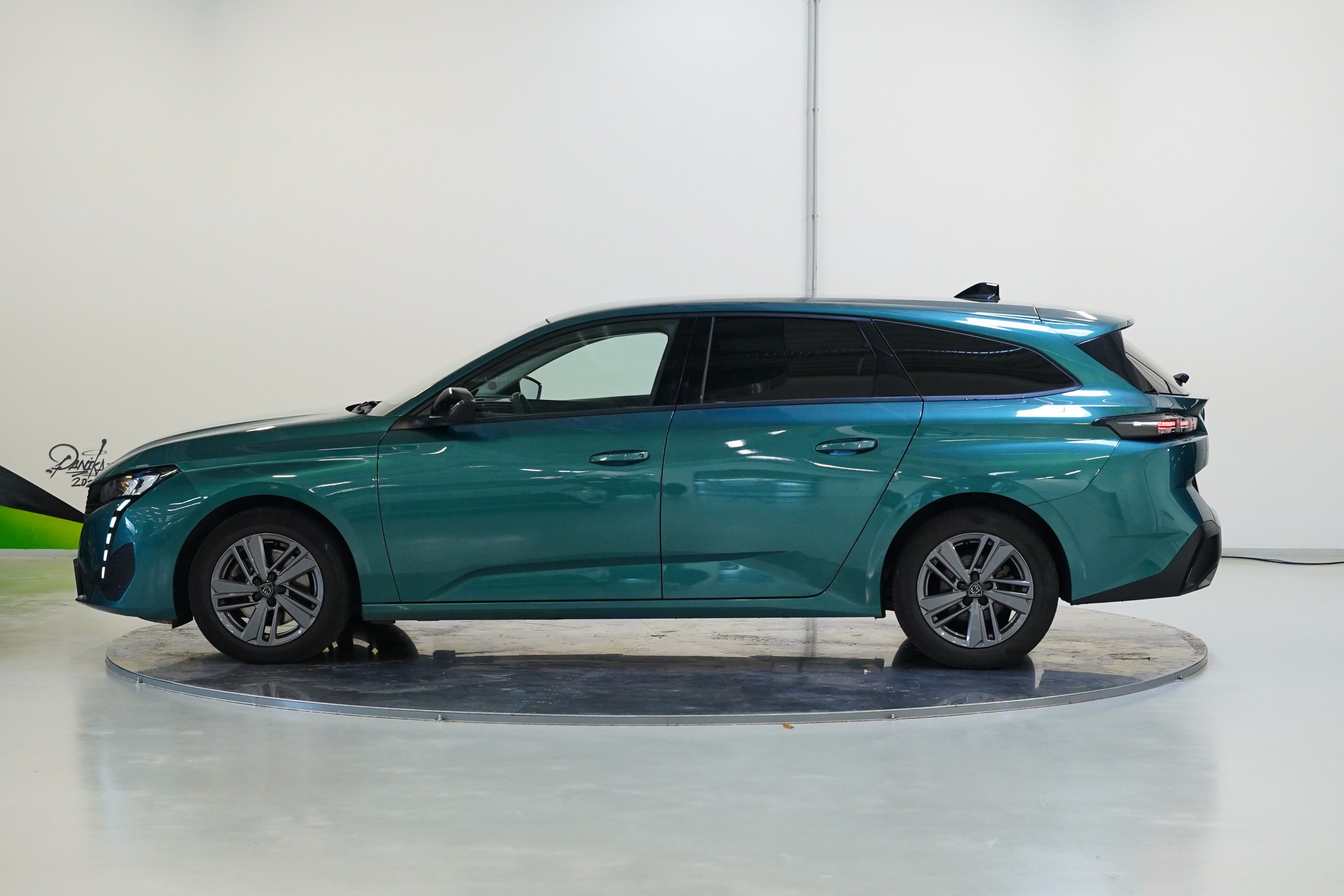 Peugeot 308, 1.5 BlueHDI 96 kW Active Pack - fotka 3