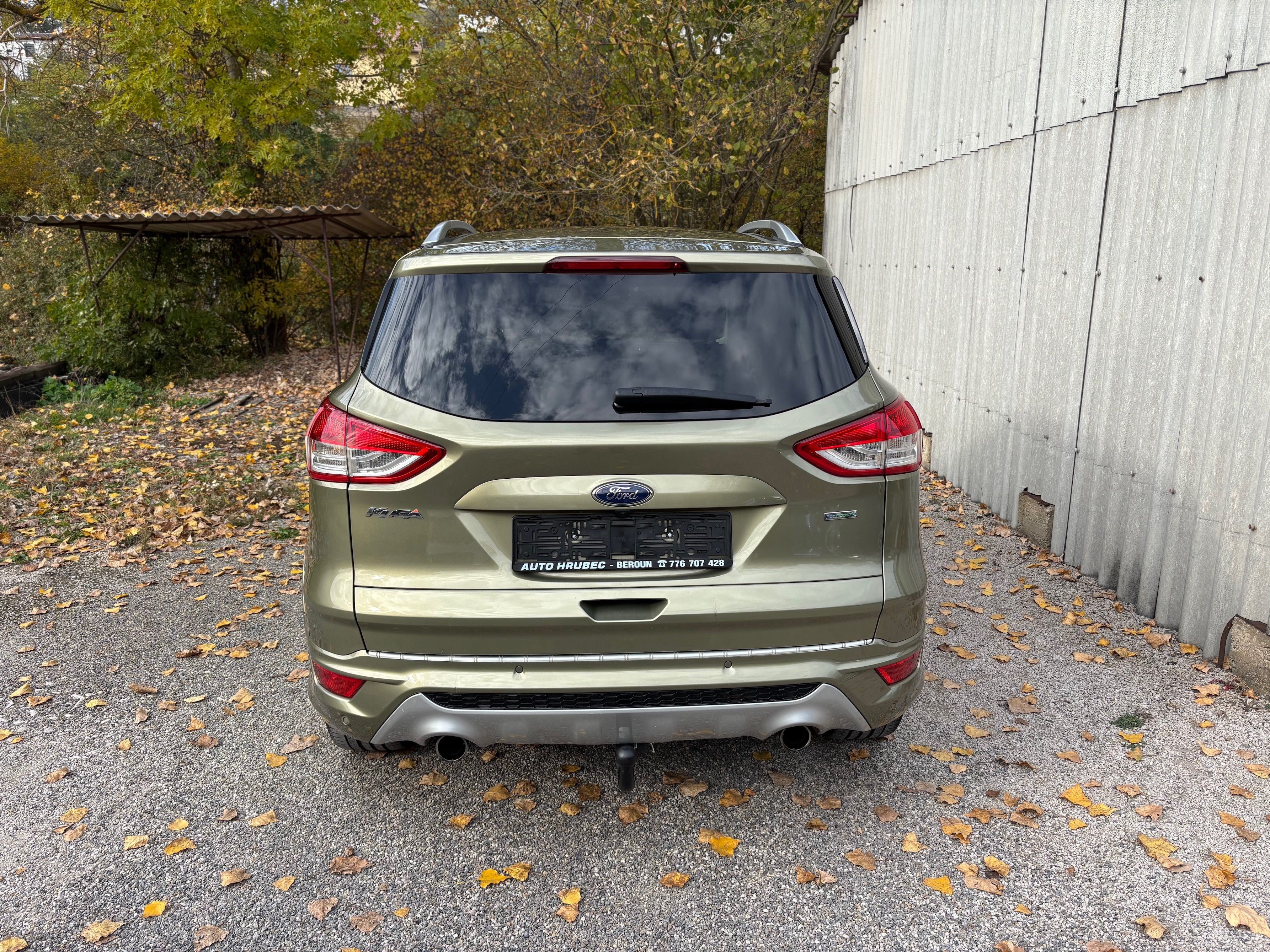Ford Kuga, 1.5 EB 134 kW 4x4 PLNÝ SERVIS! - fotka 5