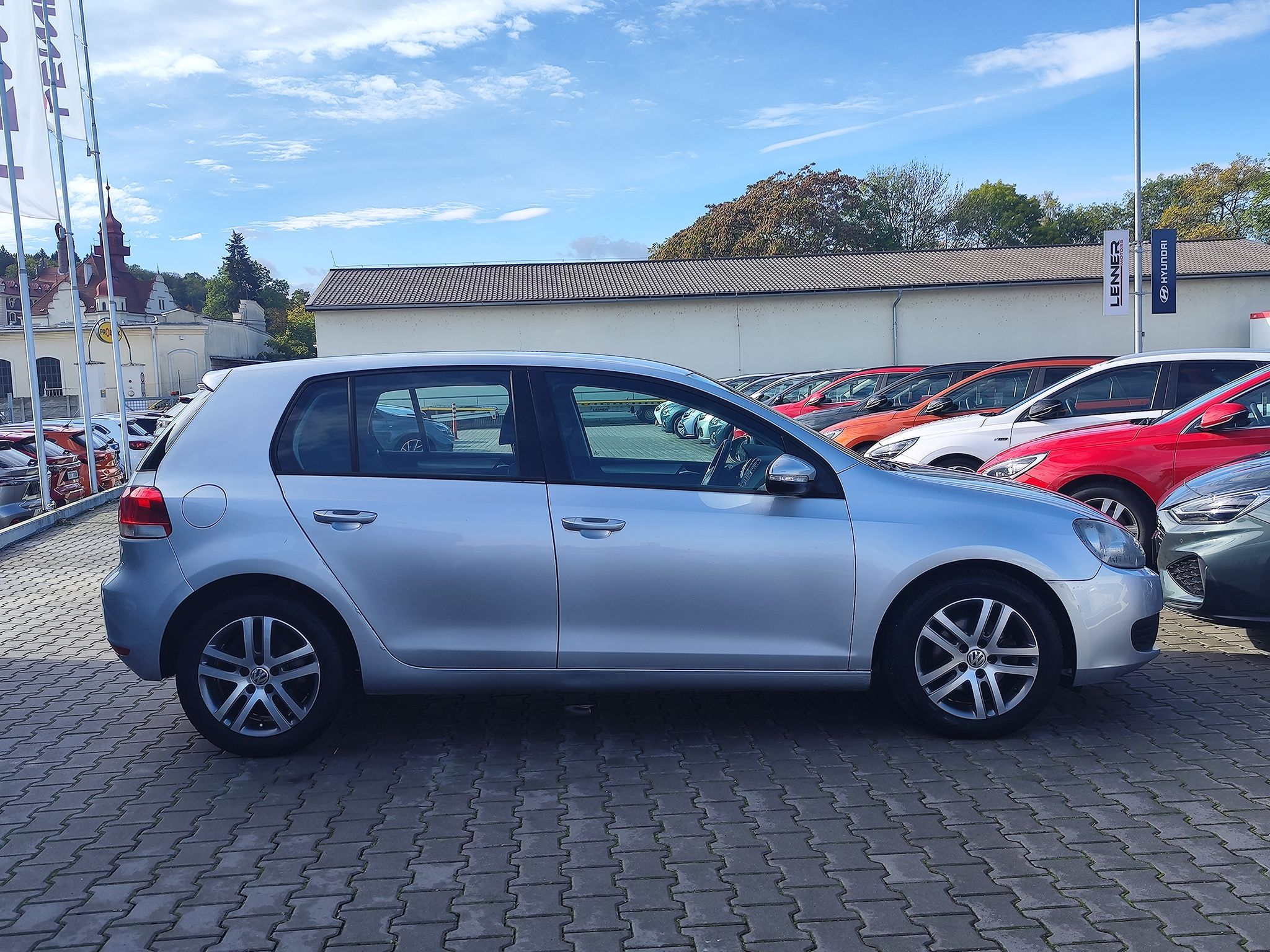 Volkswagen Golf, 1.4 16V/59kW Trendline - fotka 4