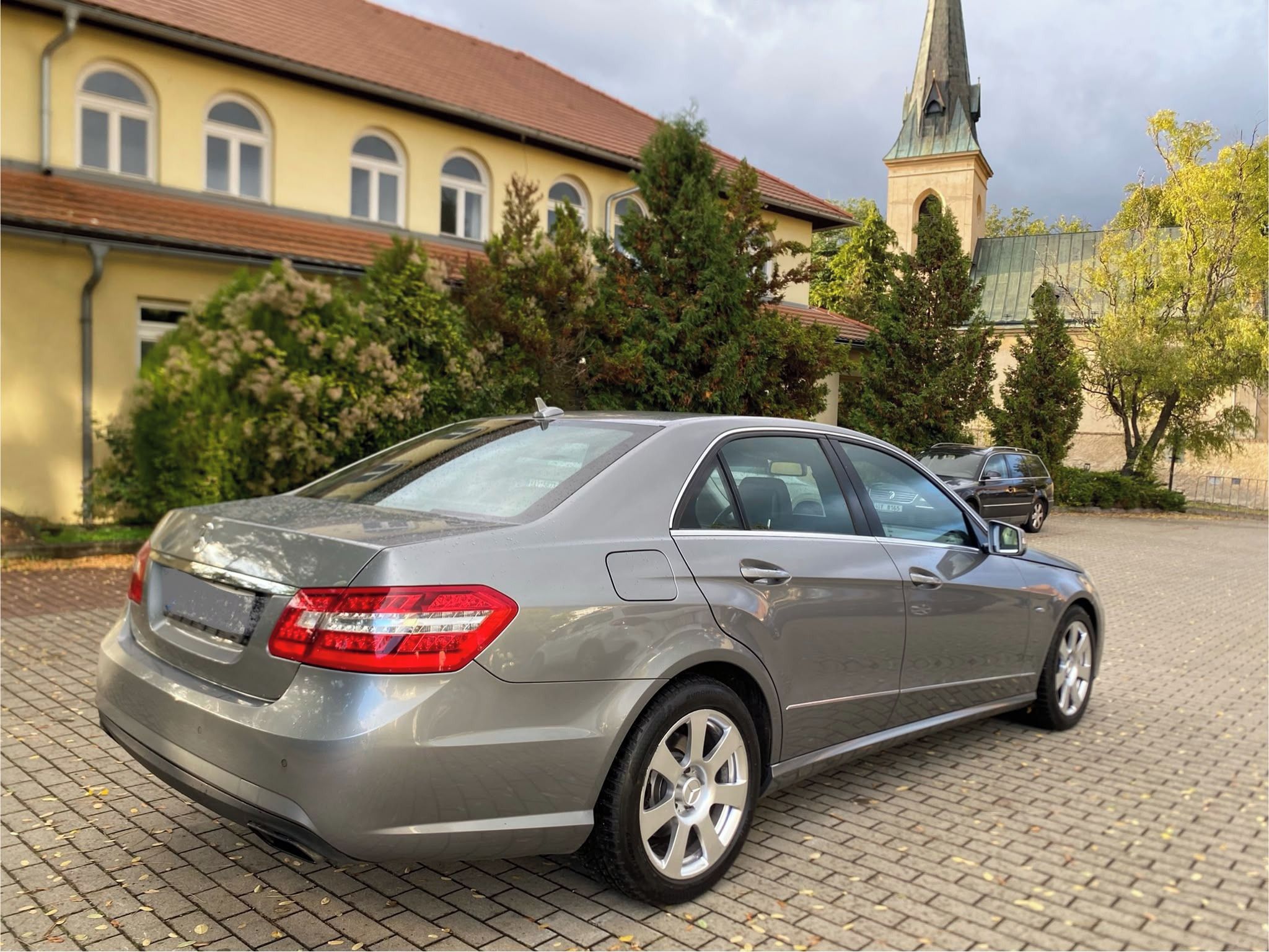 Mercedes-Benz Třídy E, Mercedes E350cdi - fotka 4
