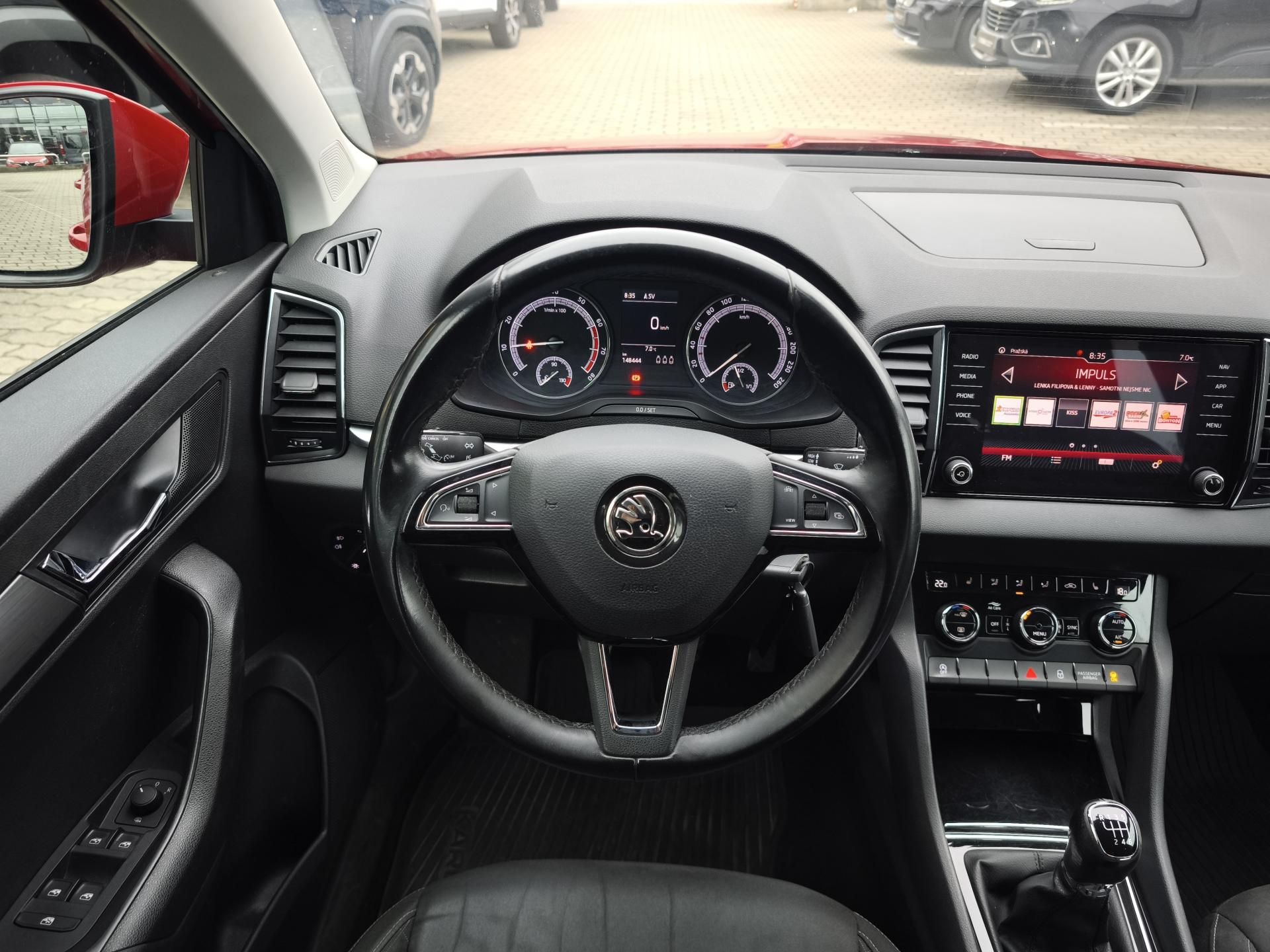 Škoda Karoq, 2018 ČR 1.0TSI 85kW - fotka 6