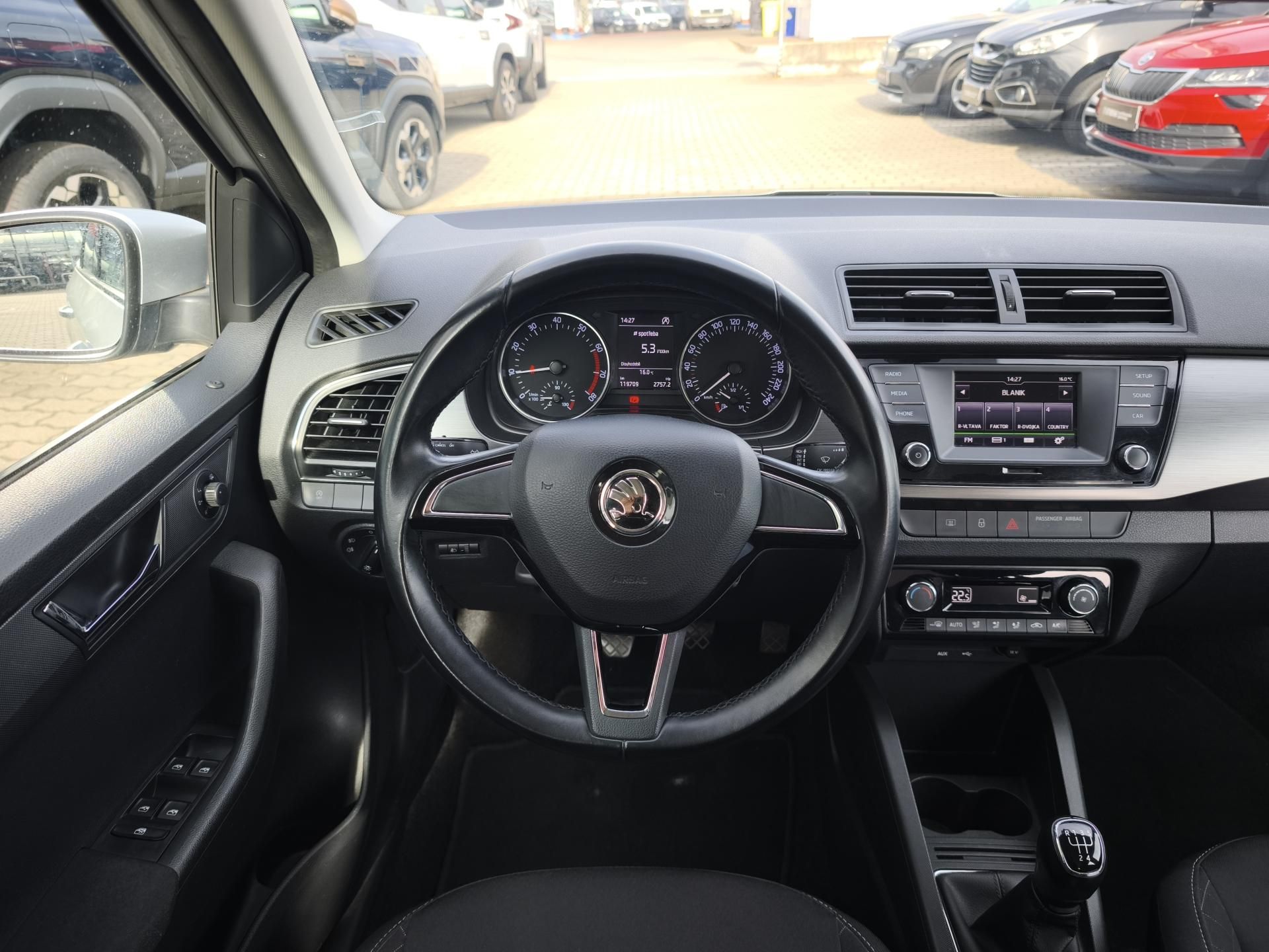 Škoda Fabia, 2018 ČR 1.0 TSI 70kW Style - fotka 6