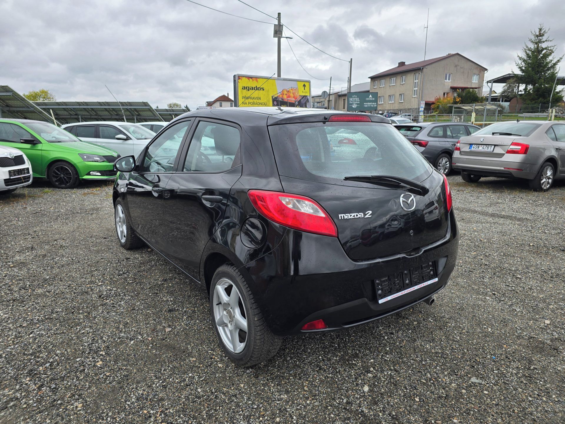 Mazda 2, 1.3 MZR 55KE klima - fotka 5
