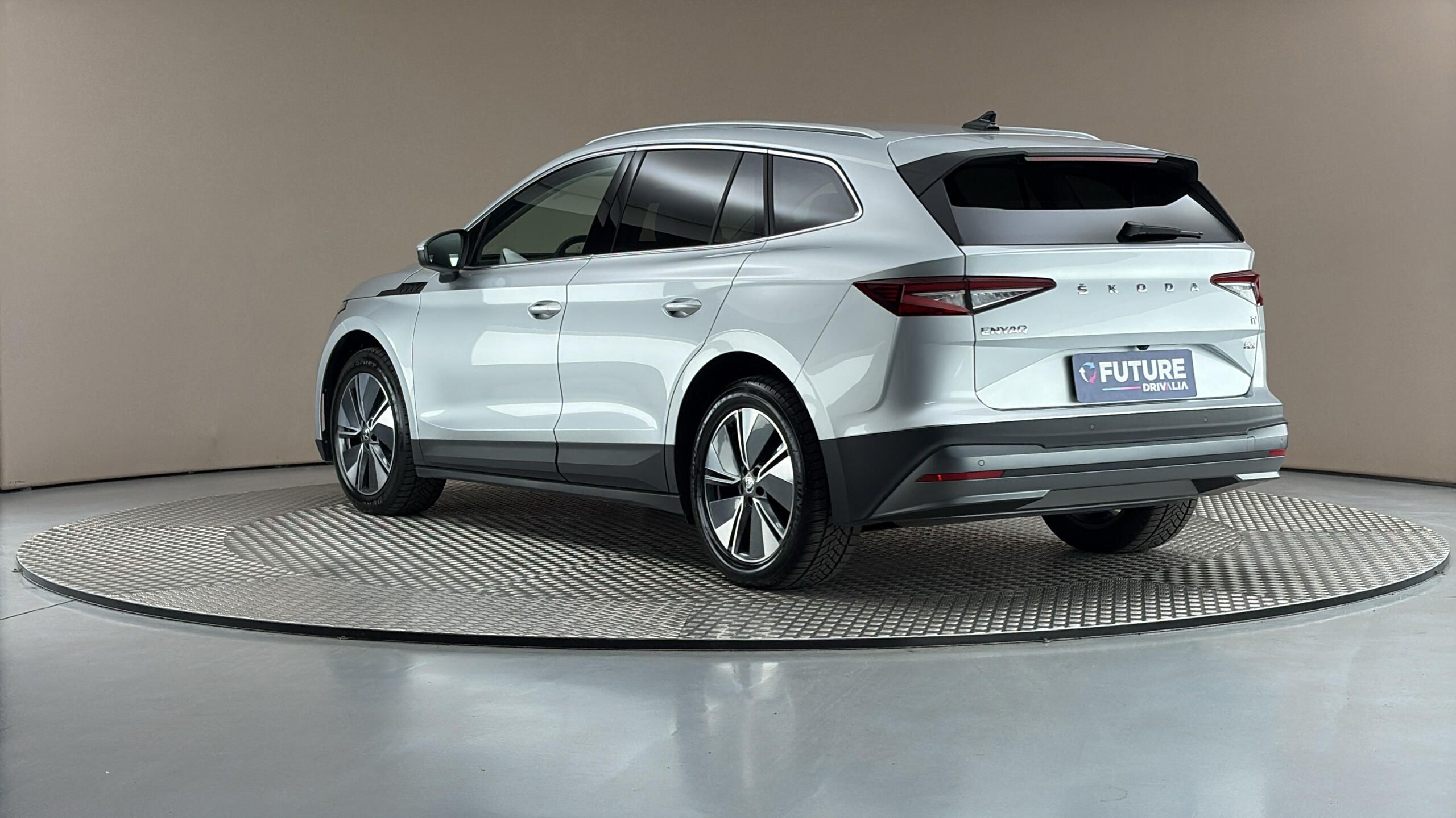Škoda Enyaq, 82 kWh AUT 80x Clever - fotka 2