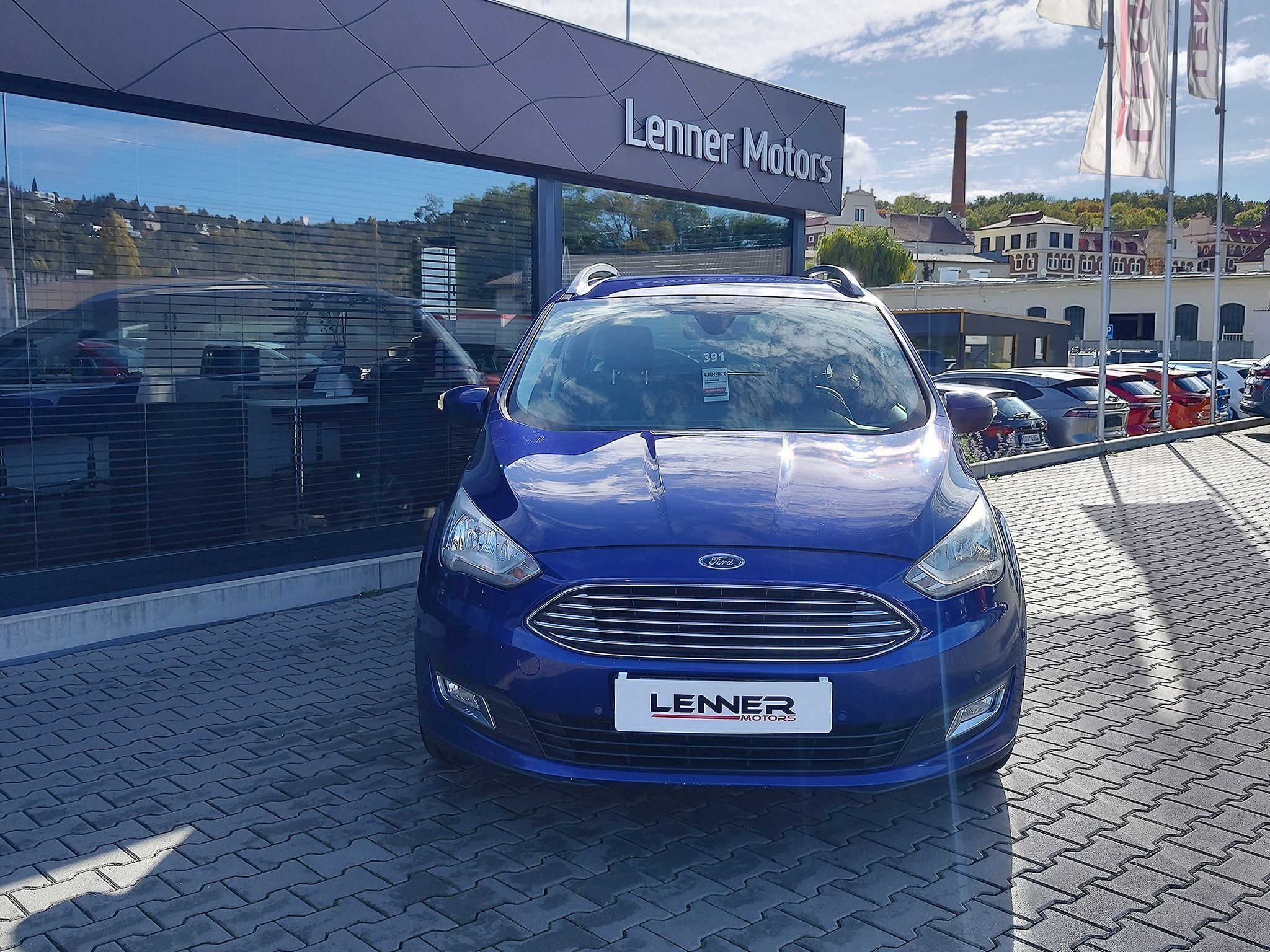 Ford Grand C-MAX, 1.5 EB/110kW  Titanium AT - fotka 2