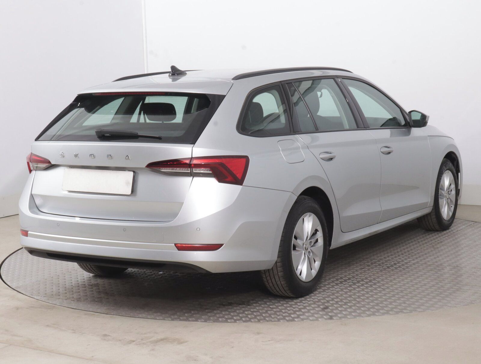 Škoda Octavia, 2.0 TDI, Ambition, ČR,1.maj - fotka 5