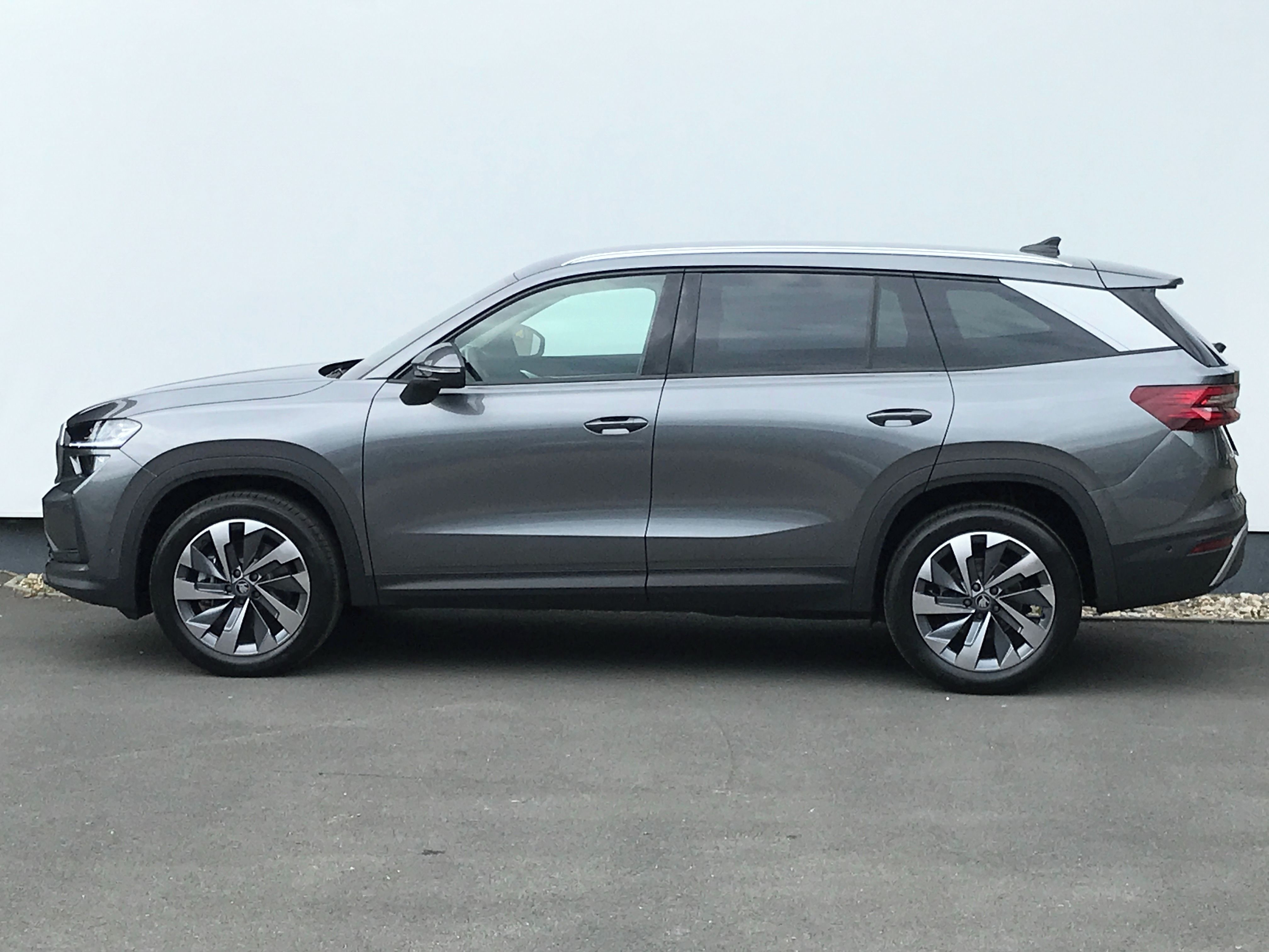 Škoda Kodiaq, 4x4 TDi 142kW EXCLUS.+TAŽNÉ - fotka 3