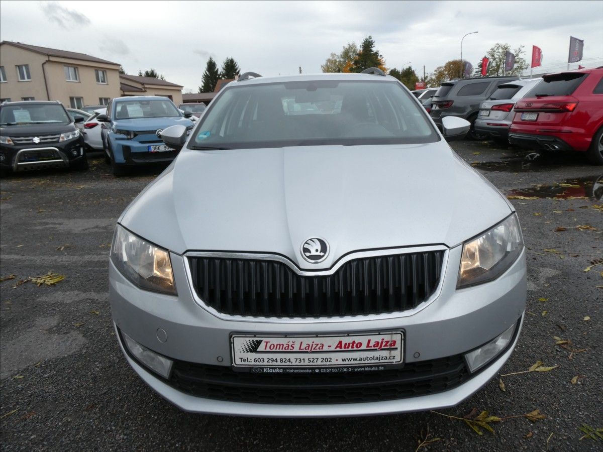 Škoda Octavia, 1,4 TSi 110kW DSG, 2x Alu kola - fotka 2