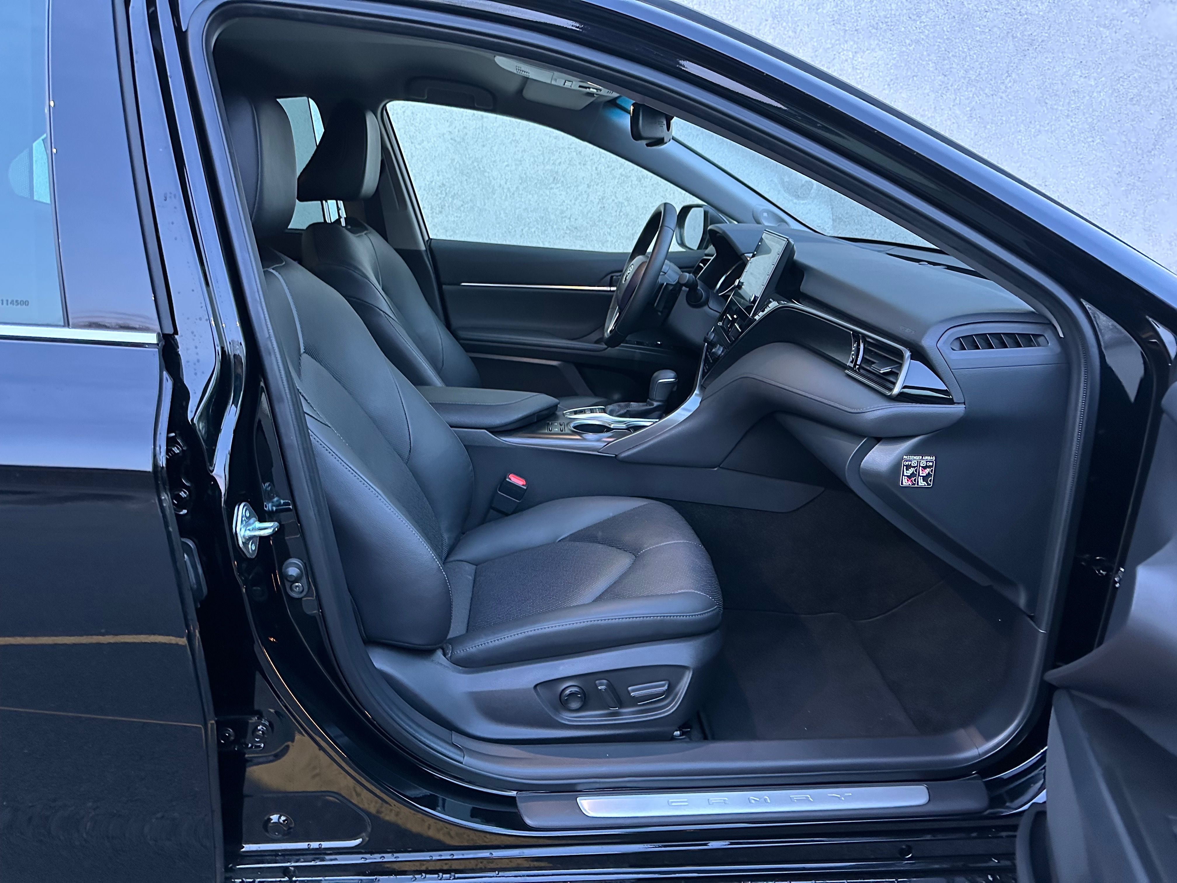 Toyota Camry, 2,5hybrid,VIP,JBL,1.maj.čr,DPH - fotka 4