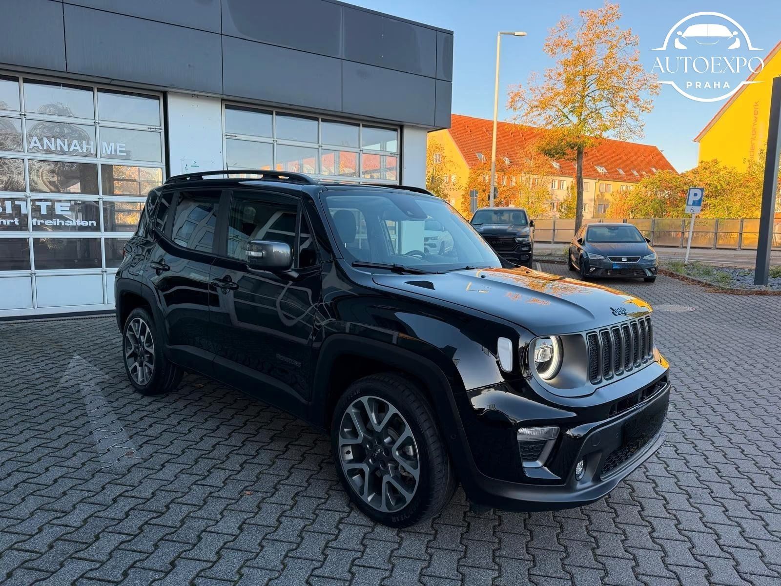 Jeep Renegade, PHEV + S 4xe - fotka 3
