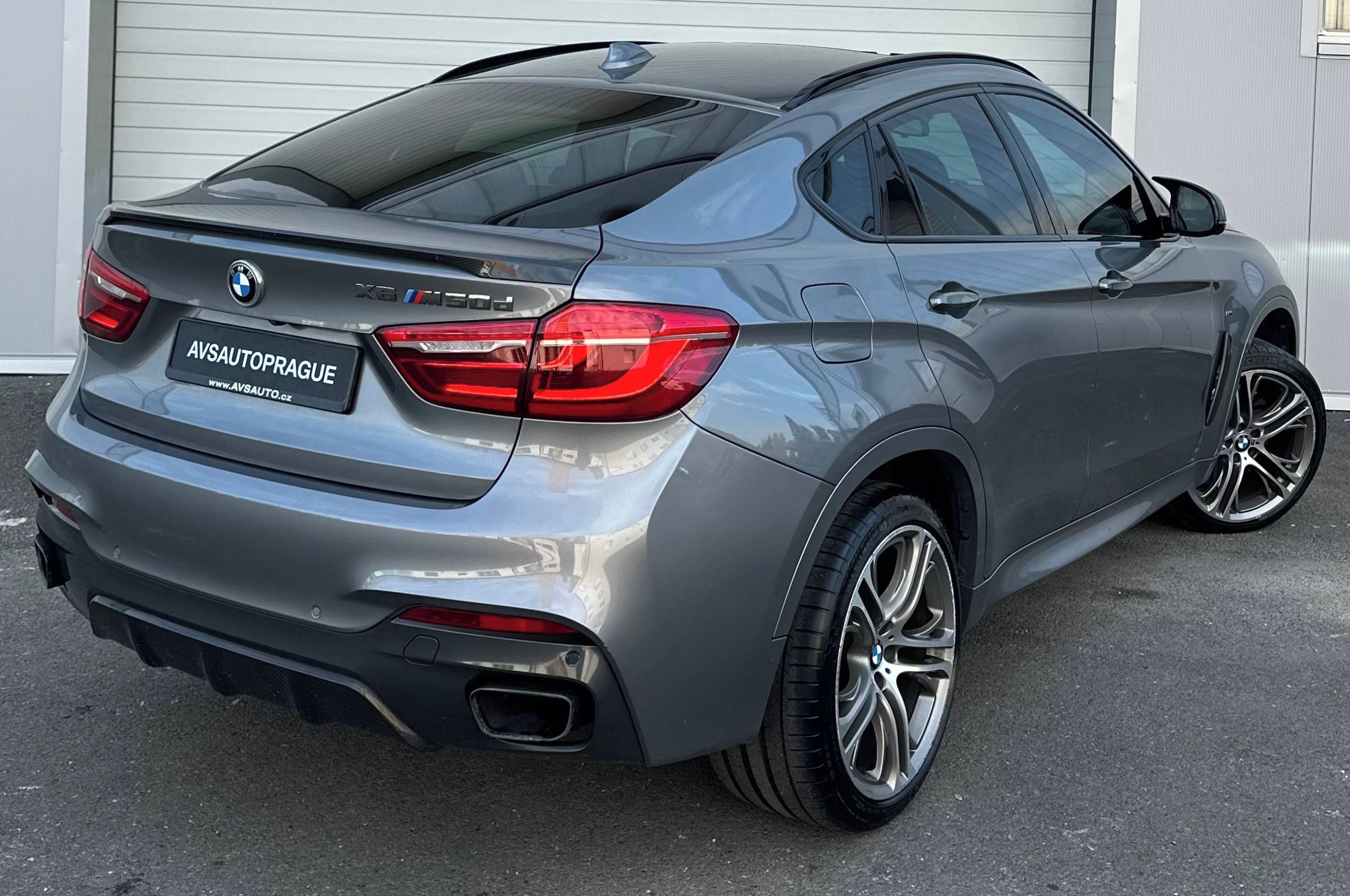 BMW X6, M50D F16 3.0D XDRIVE 360 - fotka 4