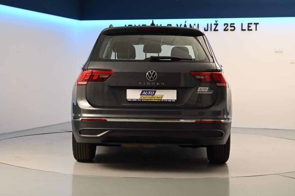 Volkswagen Tiguan, 2.0 DSG LED ACC Kamera Tažné T - fotka 6