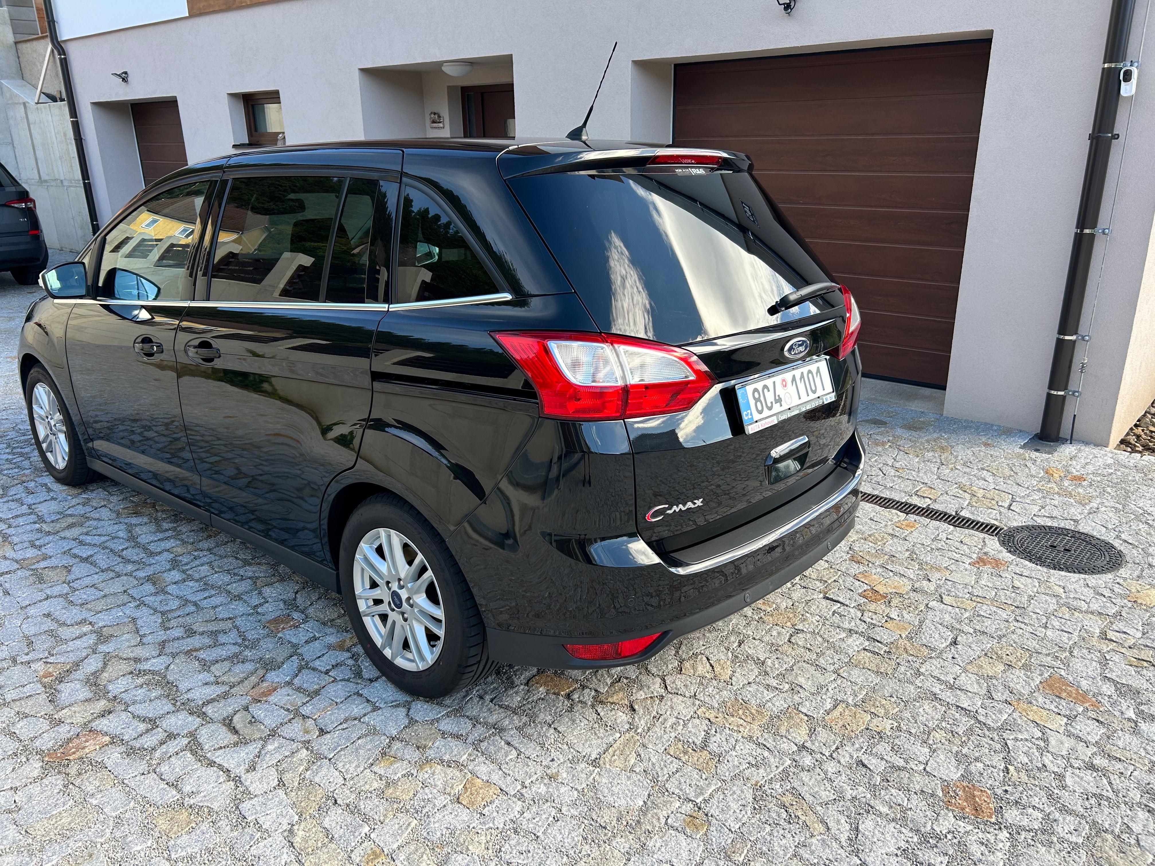 Ford Grand C-MAX - fotka 3