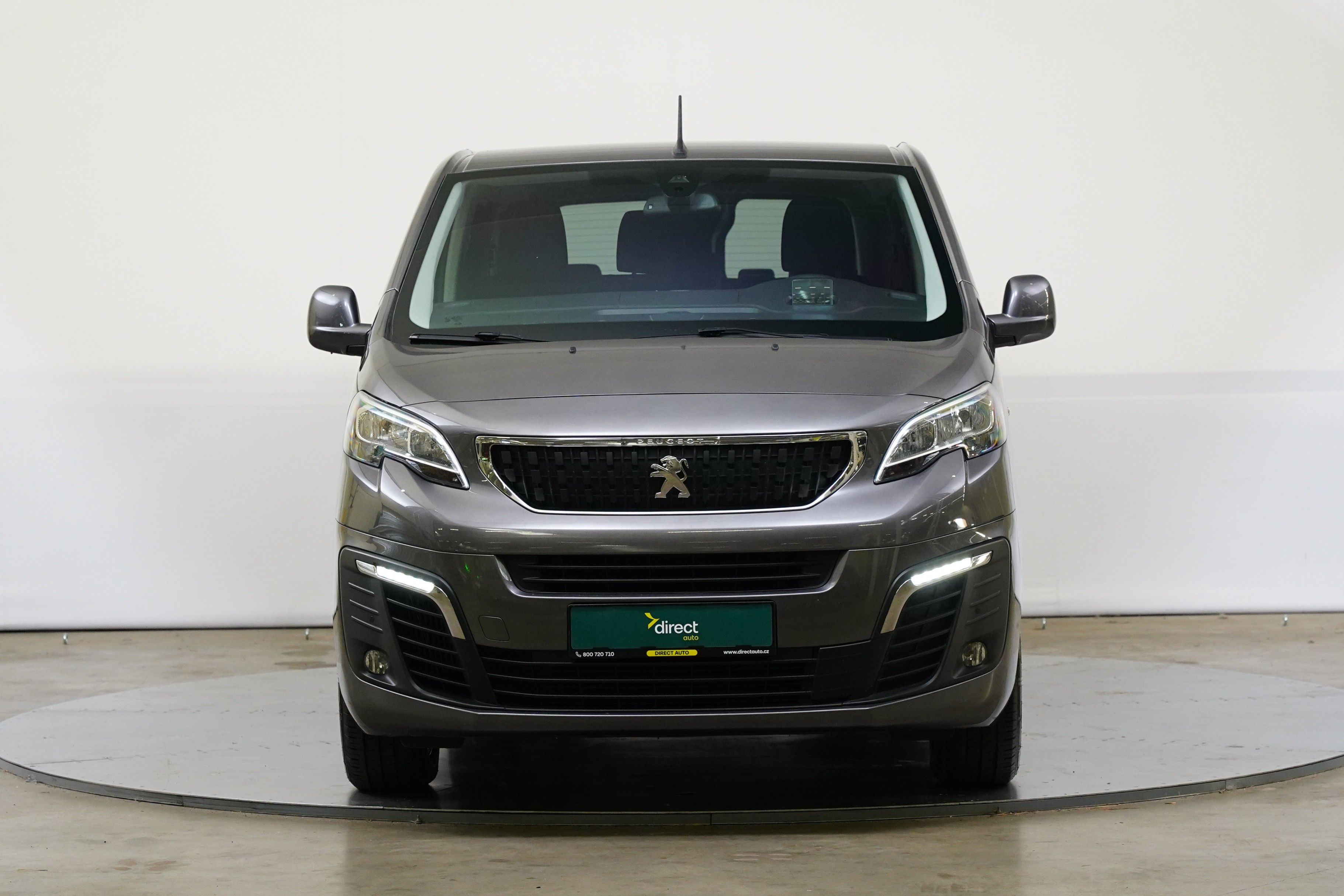 Peugeot Expert, Traveller 2.0 HDi 130 kW - fotka 4
