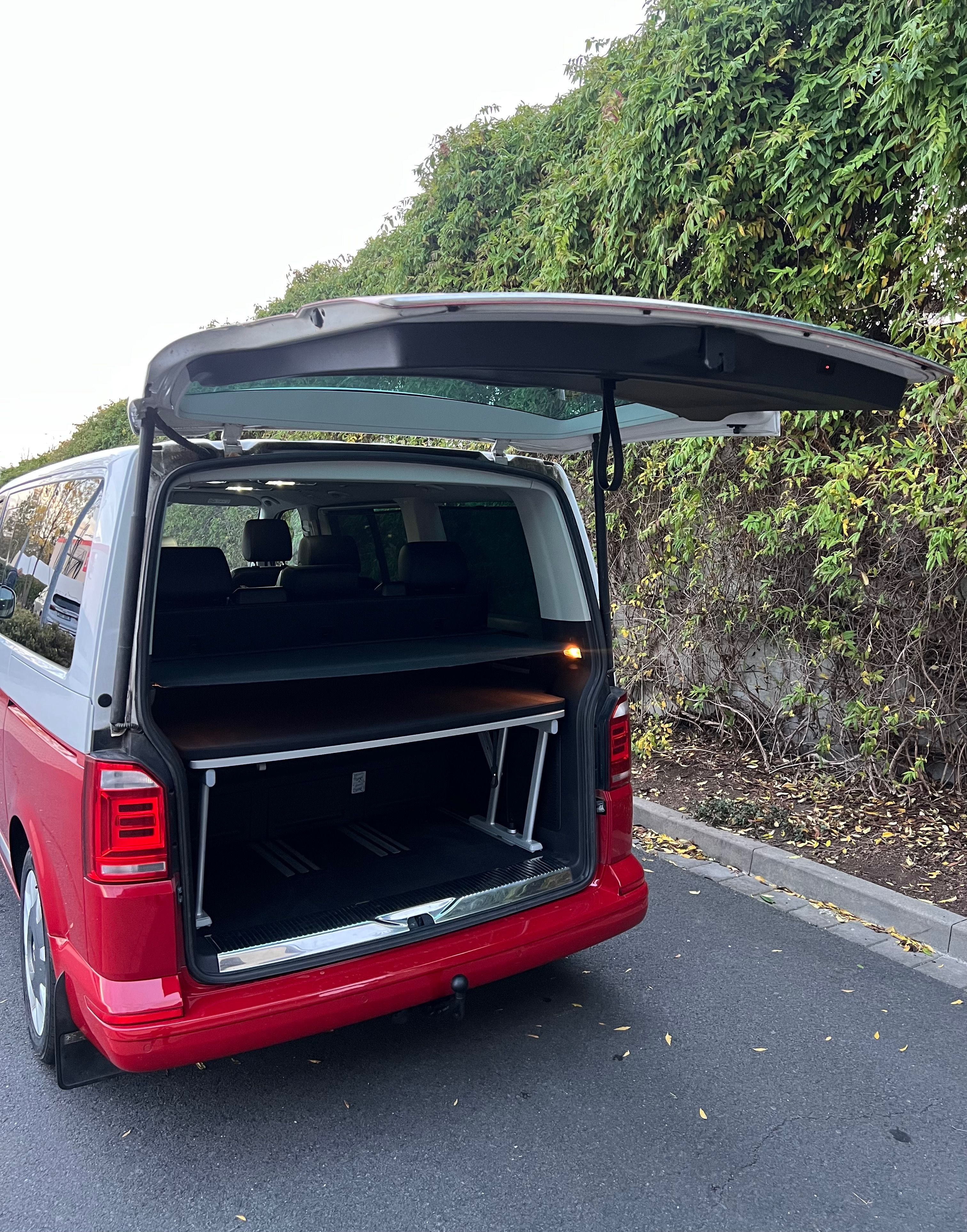 Volkswagen Multivan, 4X4 DSG DPH ČR NEZ.TOP TAŽNÉ - fotka 5