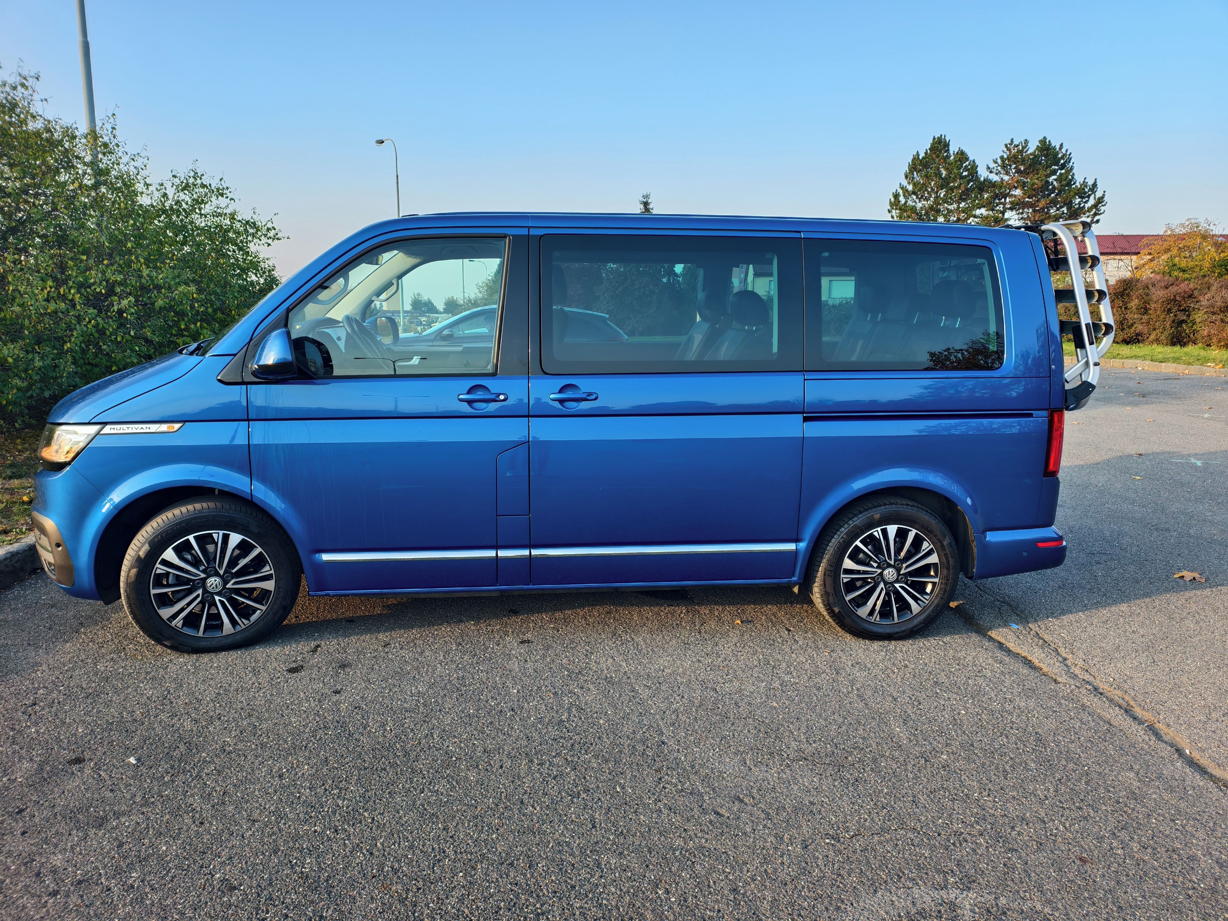 Volkswagen Multivan, 2.0 TDI DSG, 7 MÍST, TAŽNÉ,DPH - fotka 3