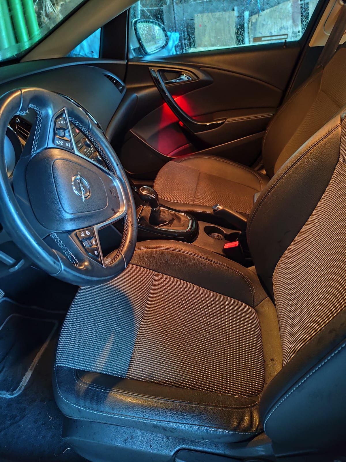 Opel Astra, Opel Astra 1.6 nafta 81kw - fotka 3
