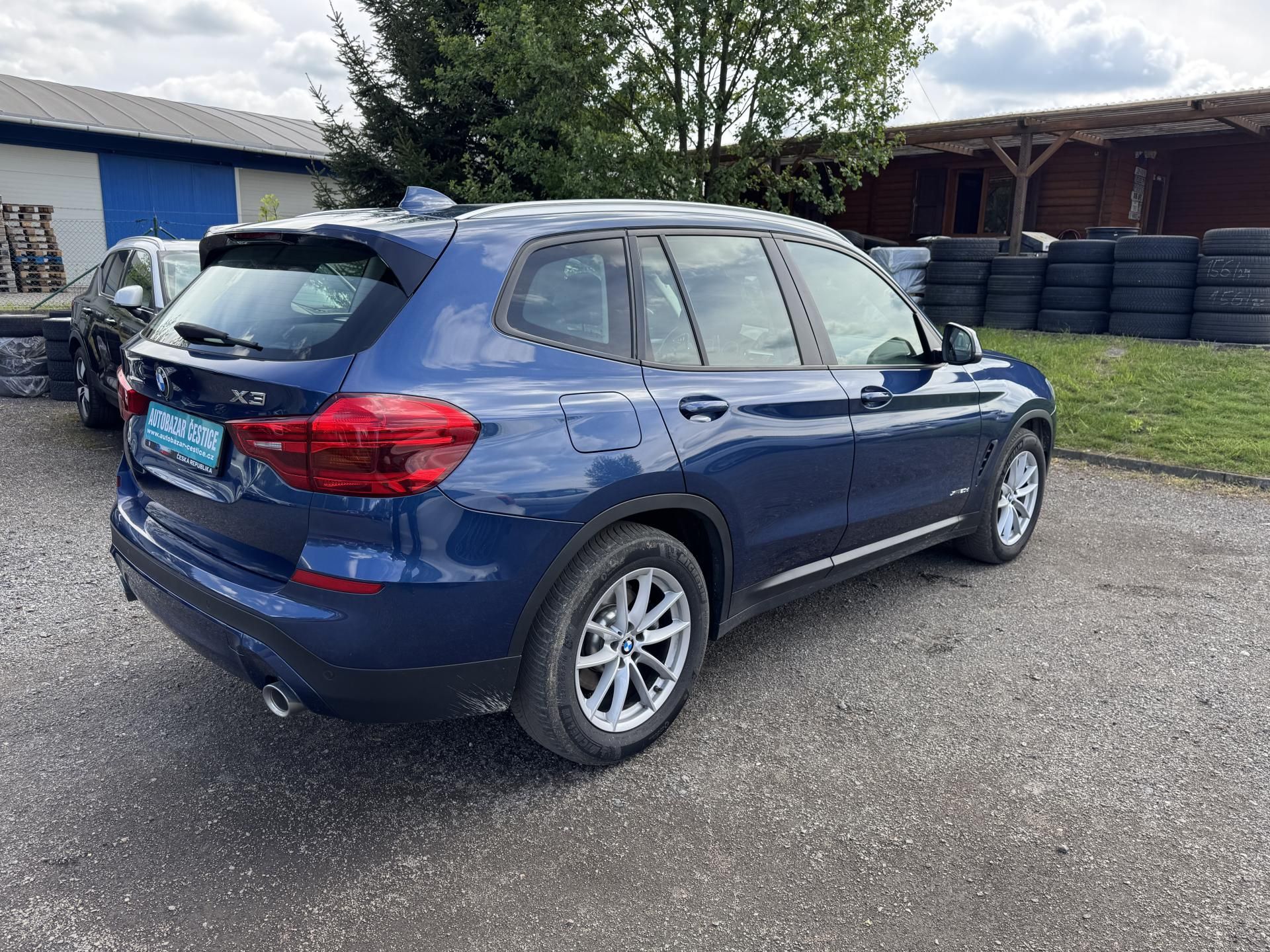 BMW X3, 2.0 X-DRIVE 140KW - fotka 4