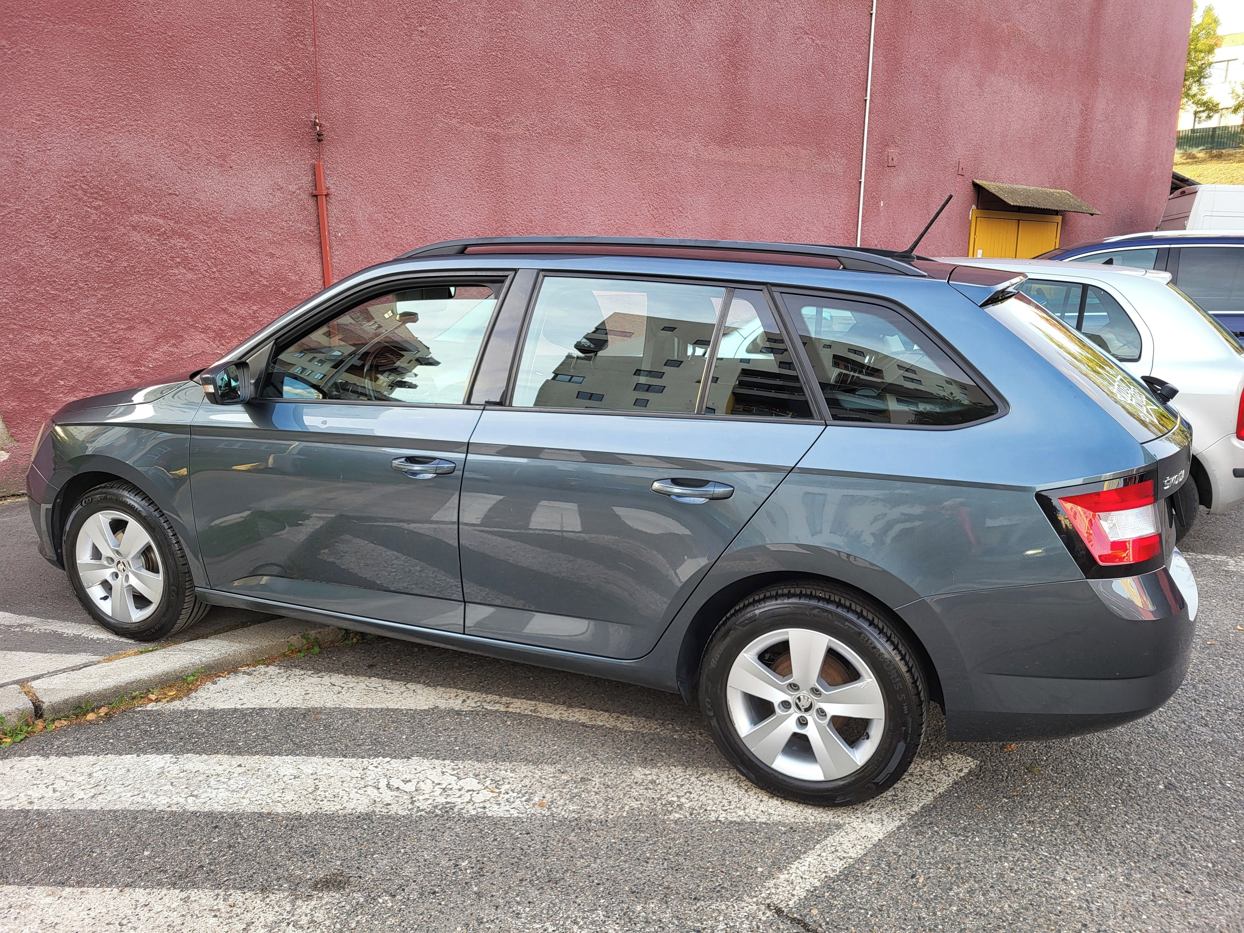 Škoda Fabia, 1.2 TSI, servisováno - fotka 3