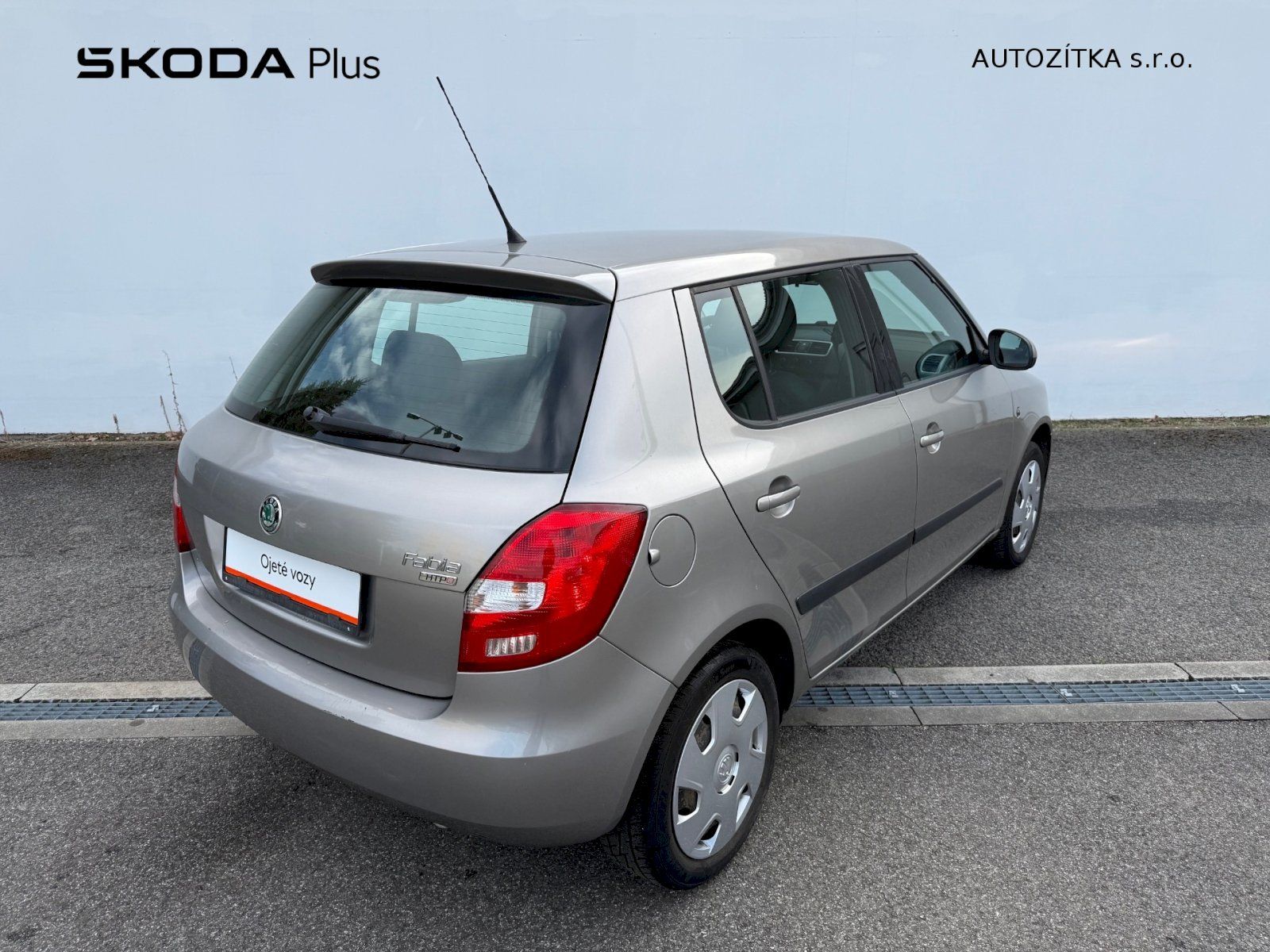 Škoda Fabia, Ambiente 1,2 51kW ČR 1.Majitel - fotka 2