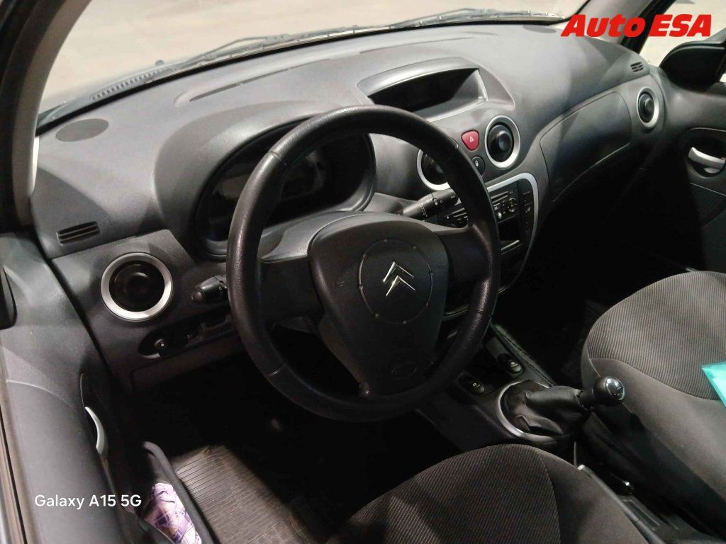 Citroën C3, 1.4i,1.maj - fotka 3