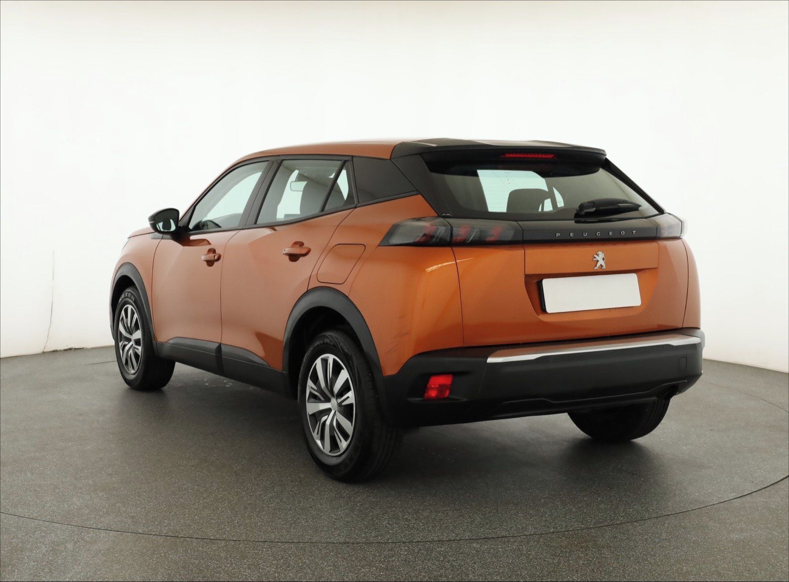 Peugeot 2008, 1.2 PureTech, Tempomat - fotka 4