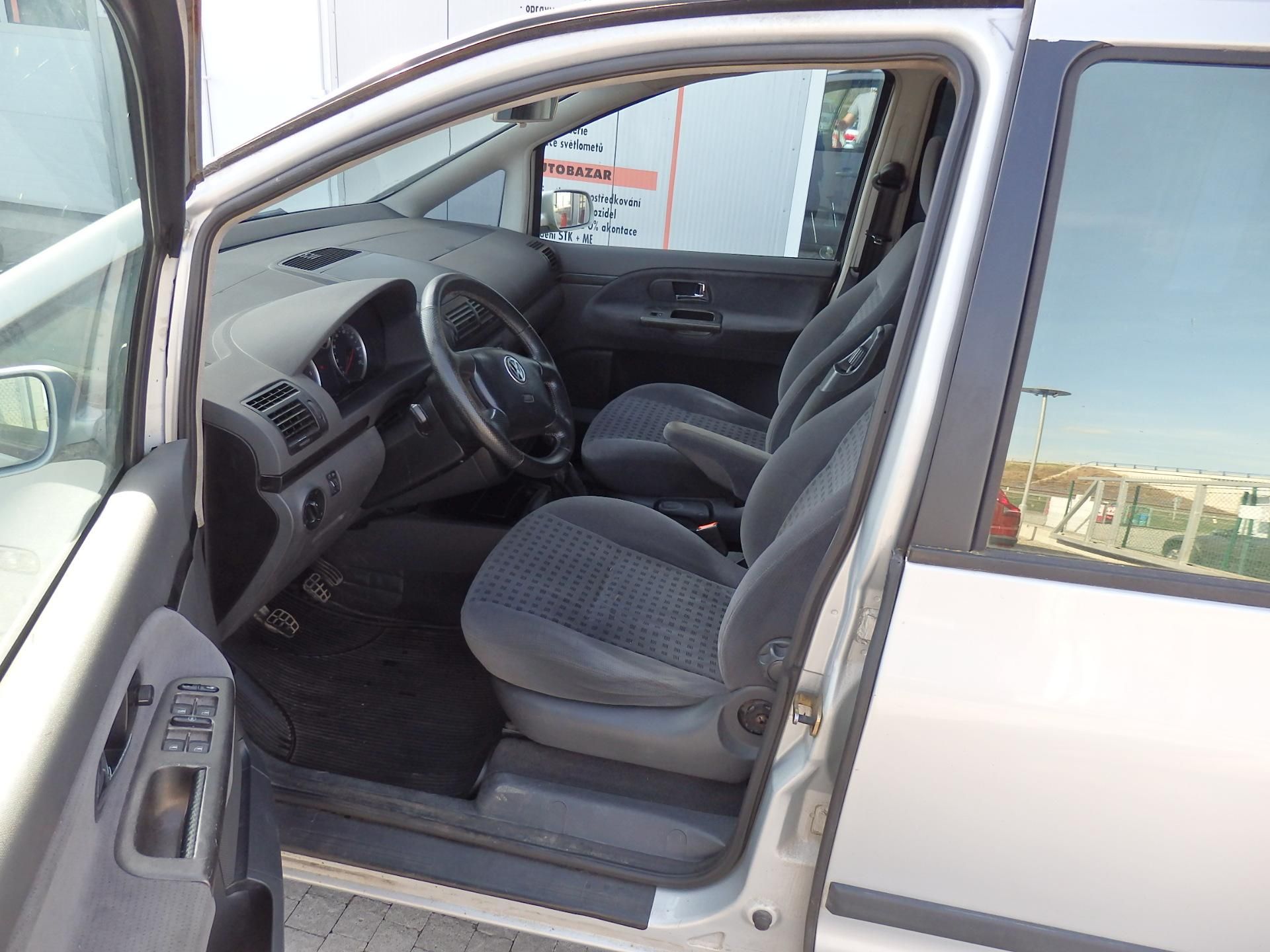 Volkswagen Sharan, 1.9 TDI 85 KW KLIMA, ZÁVĚS - fotka 6