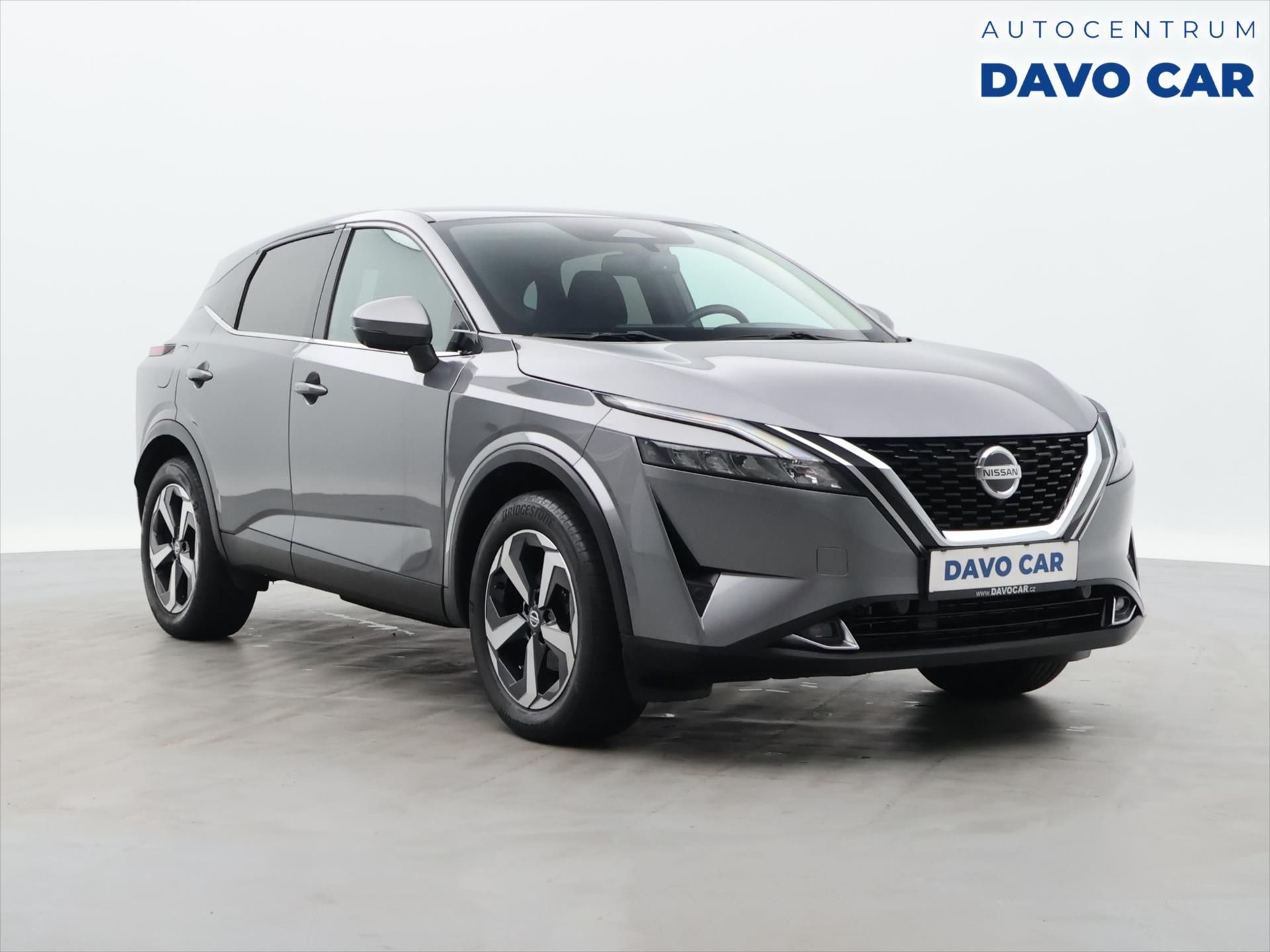 Nissan Qashqai, 1,3 T-GDI N-Connecta CZ