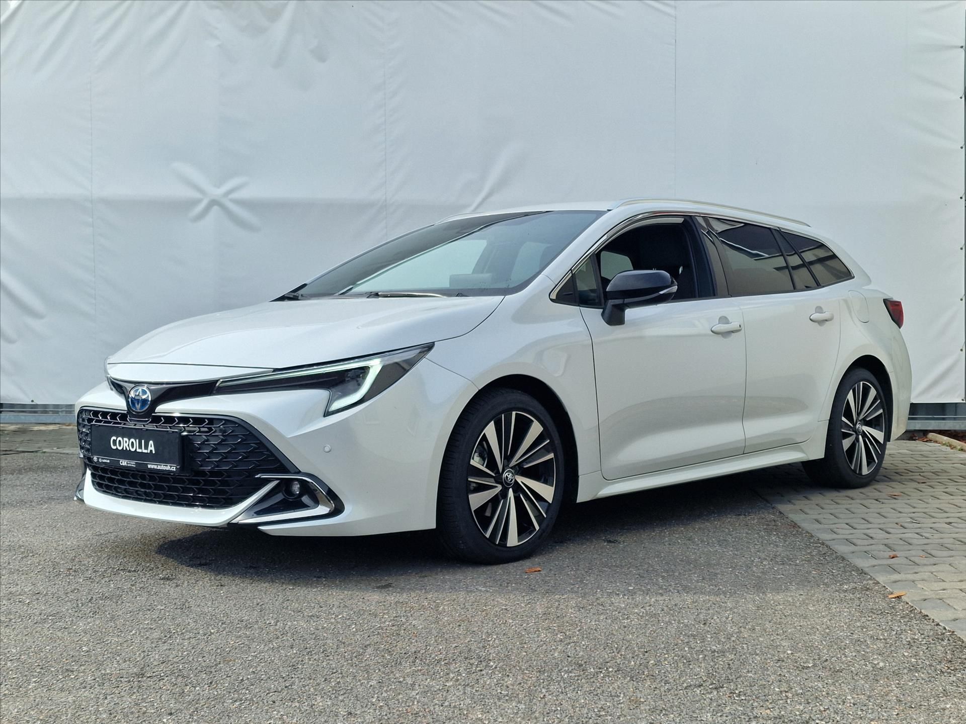 Toyota Corolla, 1,8 Hybrid e-CVT 140k  TS Styl - fotka 5