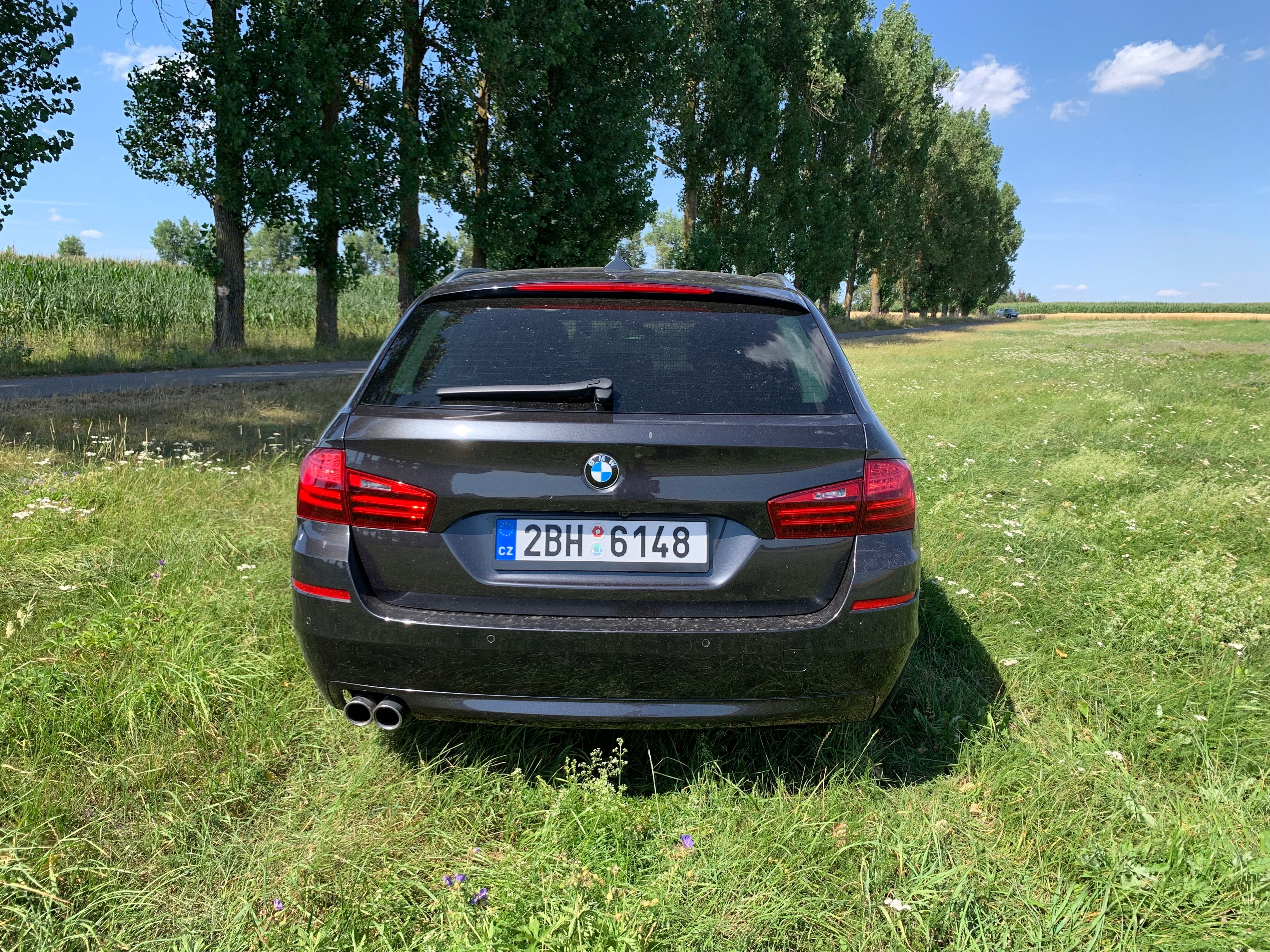 BMW Řada 5, 520D kombi facelift - fotka 4