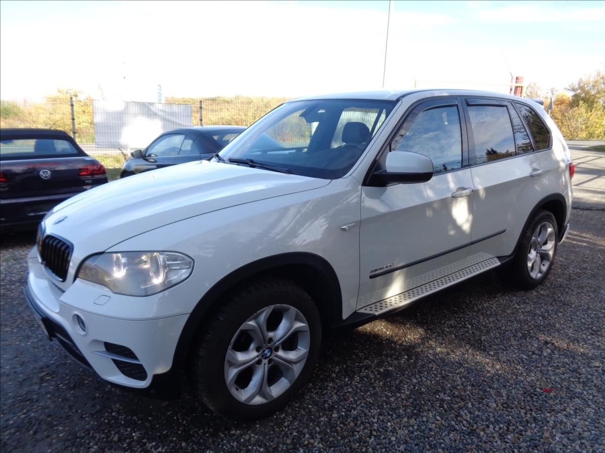 BMW X5, 3,0 - fotka 3
