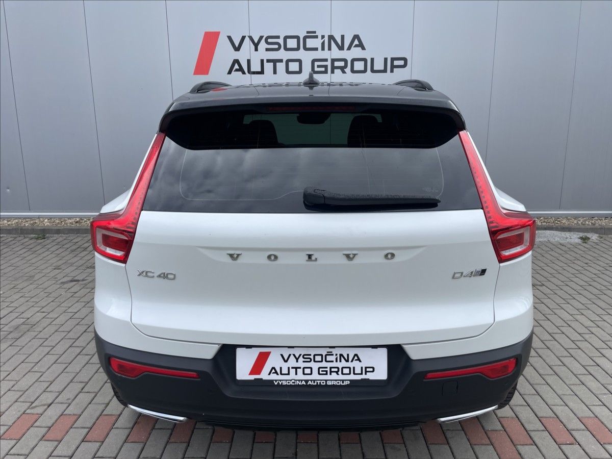 Volvo XC40, 2,0 D4 AWD R-Design Aut. - fotka 4