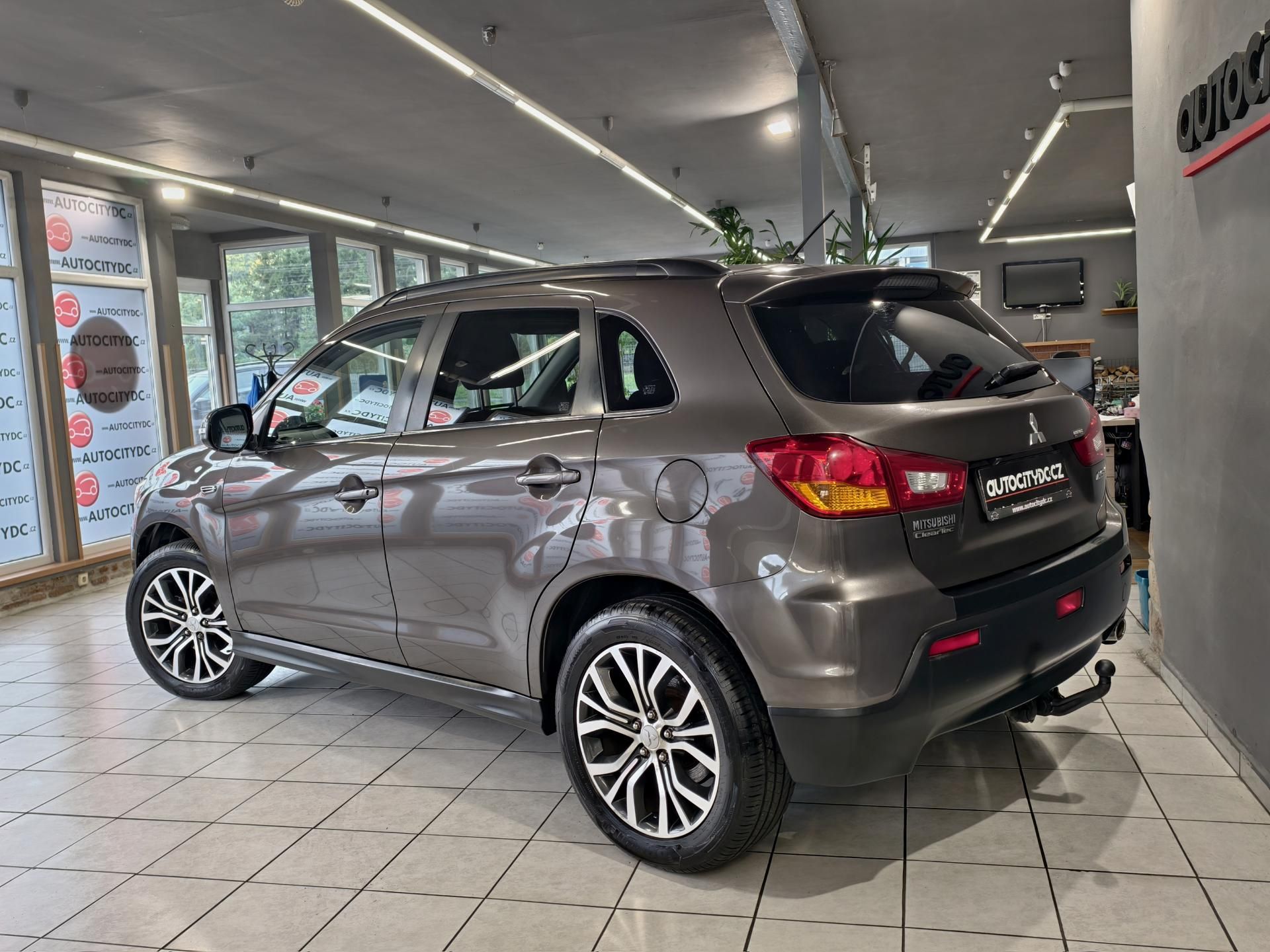 Mitsubishi ASX, 1.8 DI-D 110kW PANORAMA KAMERA - fotka 5
